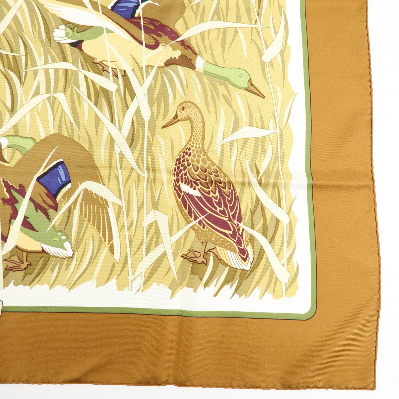 HERMES Carre 90 Silk 100% COLS VERTS Scarf Beige Brown