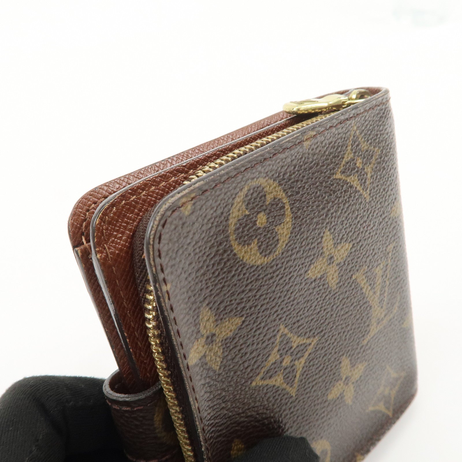 Louis Vuitton Monogram Canvas Compact Zippy Wallet Brown M61667