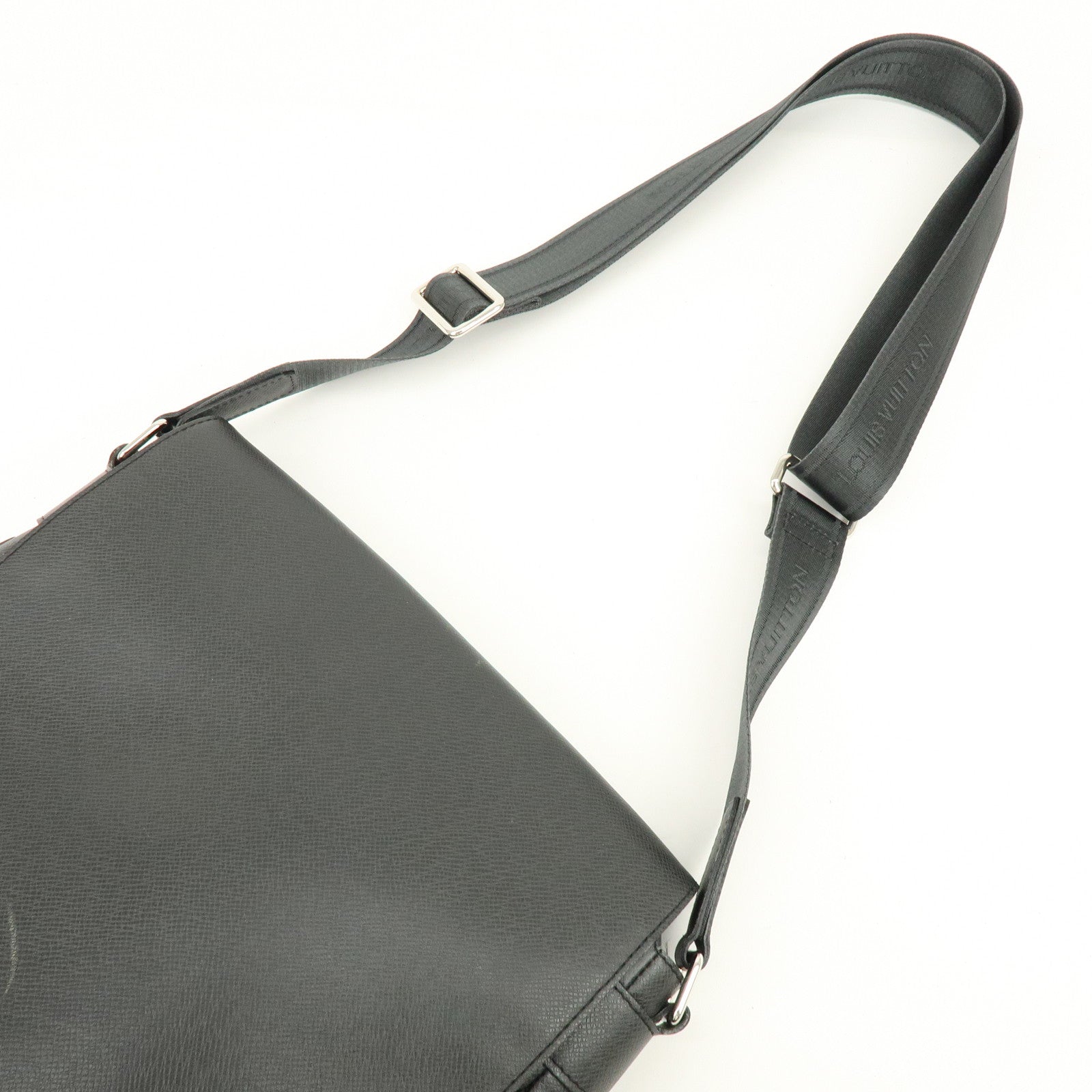 Louis Vuitton Taiga Leather Romain Shoulder Bag Ardoise M32852