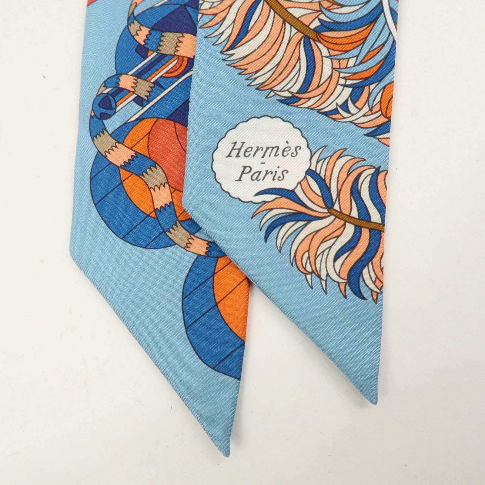 HERMES Twilly Silk 100% Scarf De l'Ombrelle aux Duels Vieux
