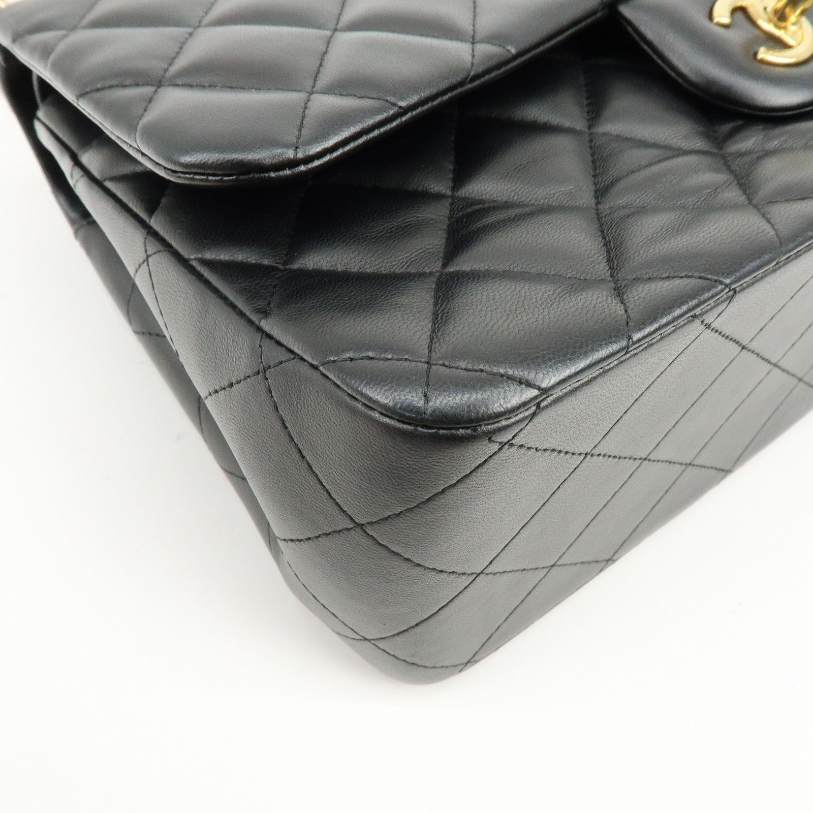 CHANEL Matelasse Lamb Skin Chain Shoulder Bag Black A58600