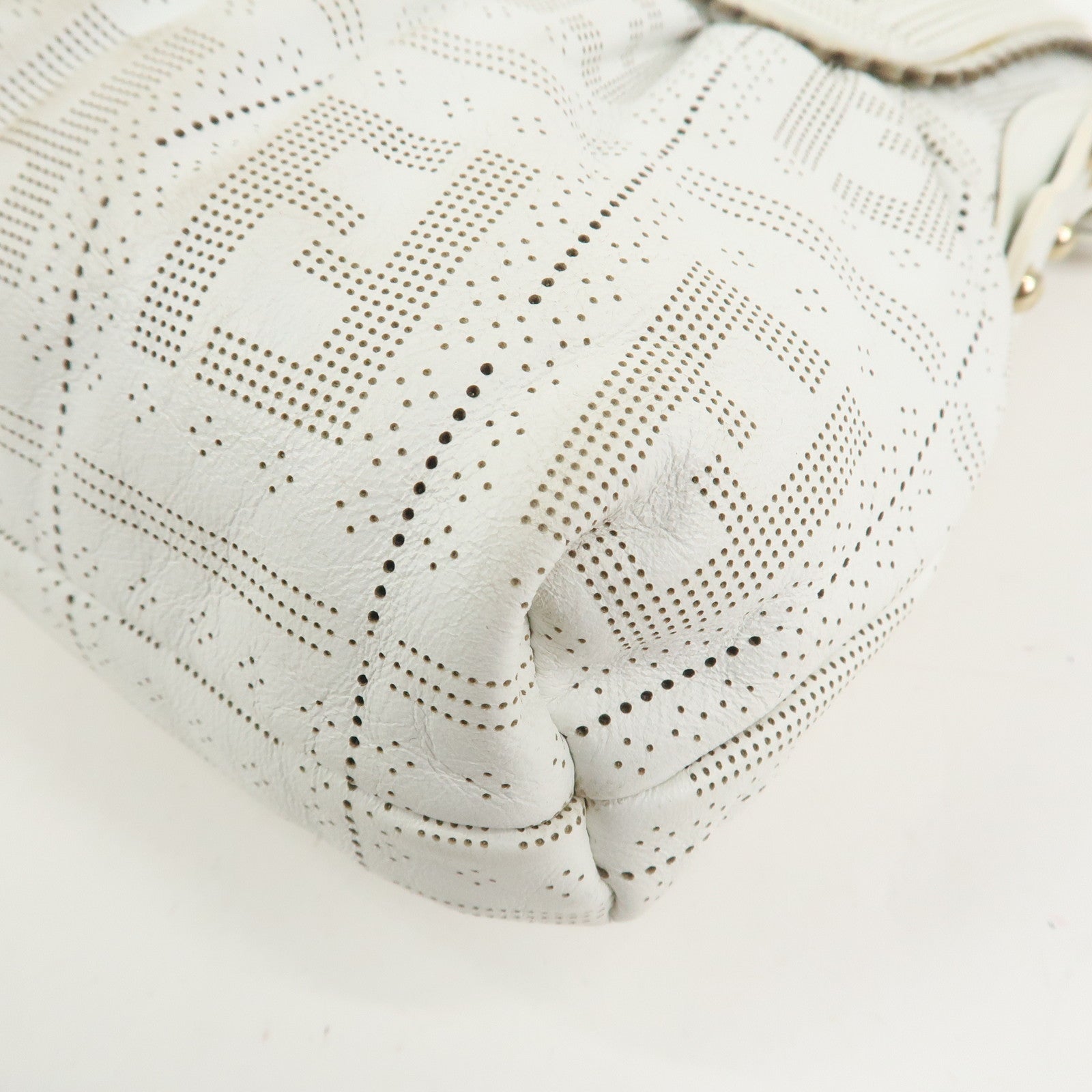 FENDI Zucca Logo Leather Shoulder Bag Hand Bag White 8BR445