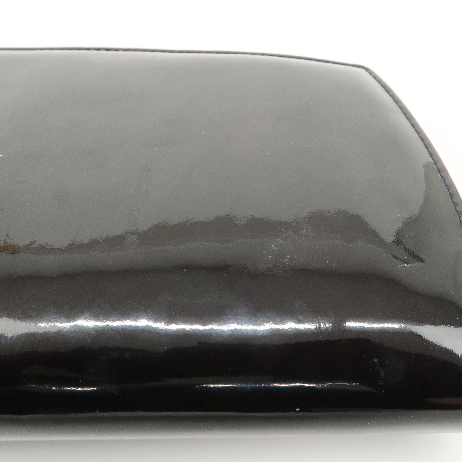 CHANEL COCO Mark Makeup Patent Leather Round Zippy Wallet Black A47663 Used