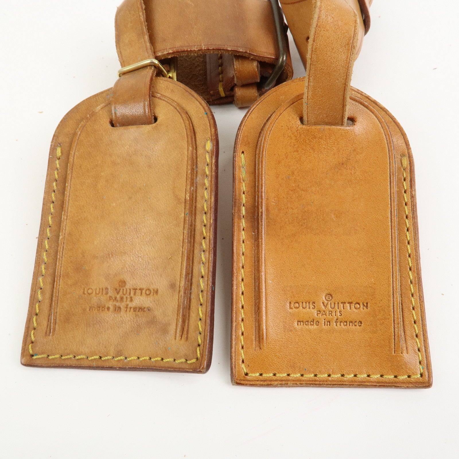 Louis Vuitton Set Of 20 Leather Name Tag & Poignet