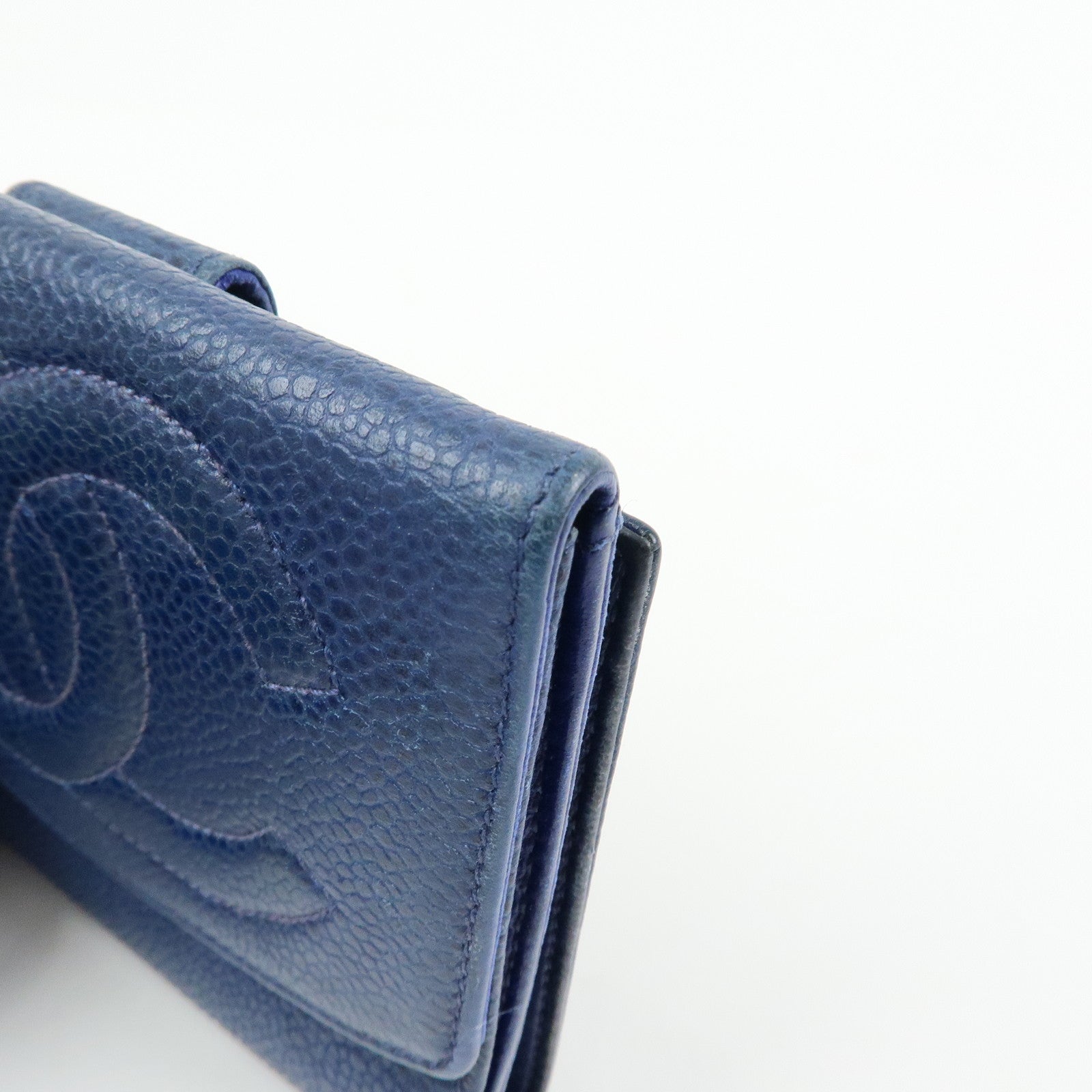 CHANEL COCO Mark Caviarskin W Hook Compact Wallet Navy A01427