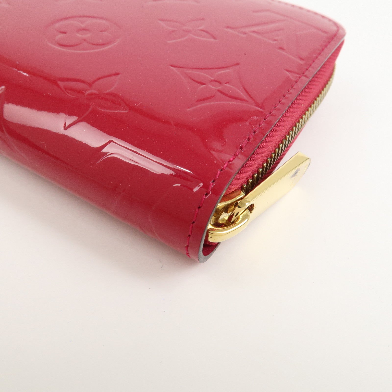 Louis Vuitton Monogram Vernis Round Zippy Wallet Rose Indien M91597