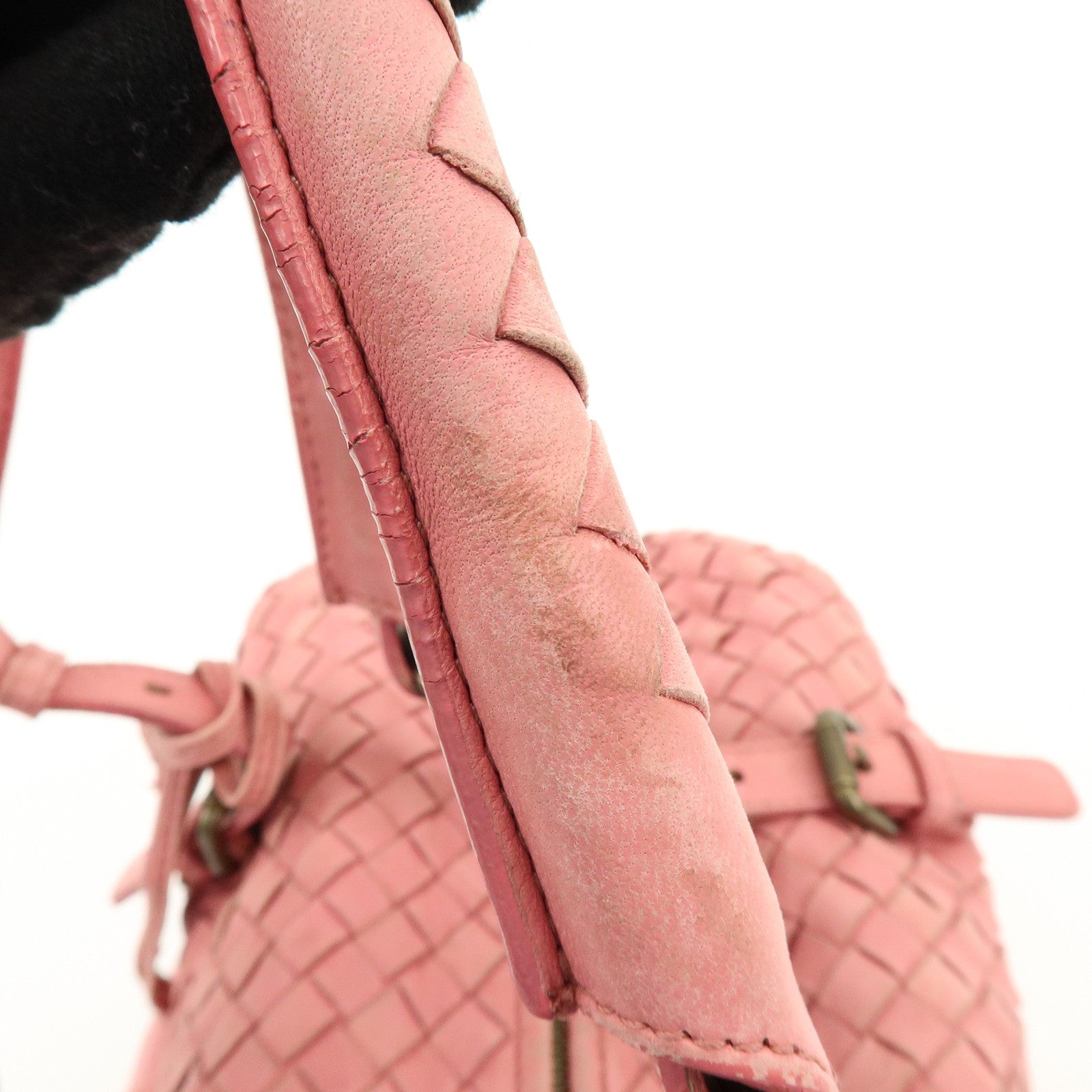 BOTTEGA VENETA Montaigne Intrecciato Nappa Leather Shoulder Bag