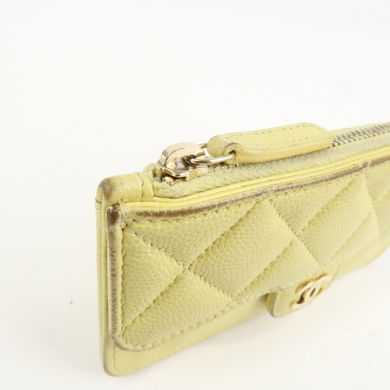 CHANEL Matelasse Caviar Skin Coco Mark Zippy Coin Case Yellow Gold HDW Used