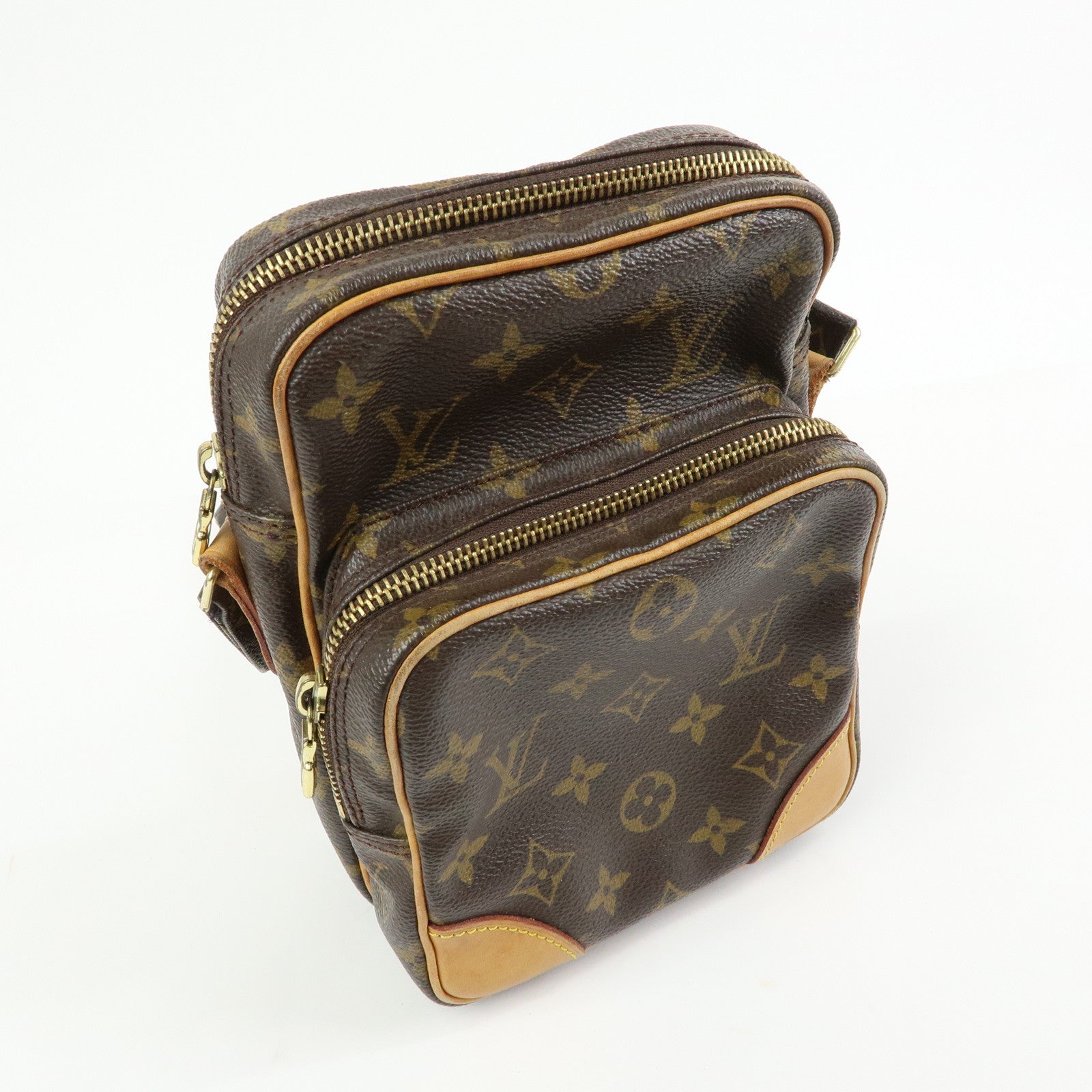 Louis Vuitton Monogram Amazone Shoulder Bag Crossbody Bag M45236