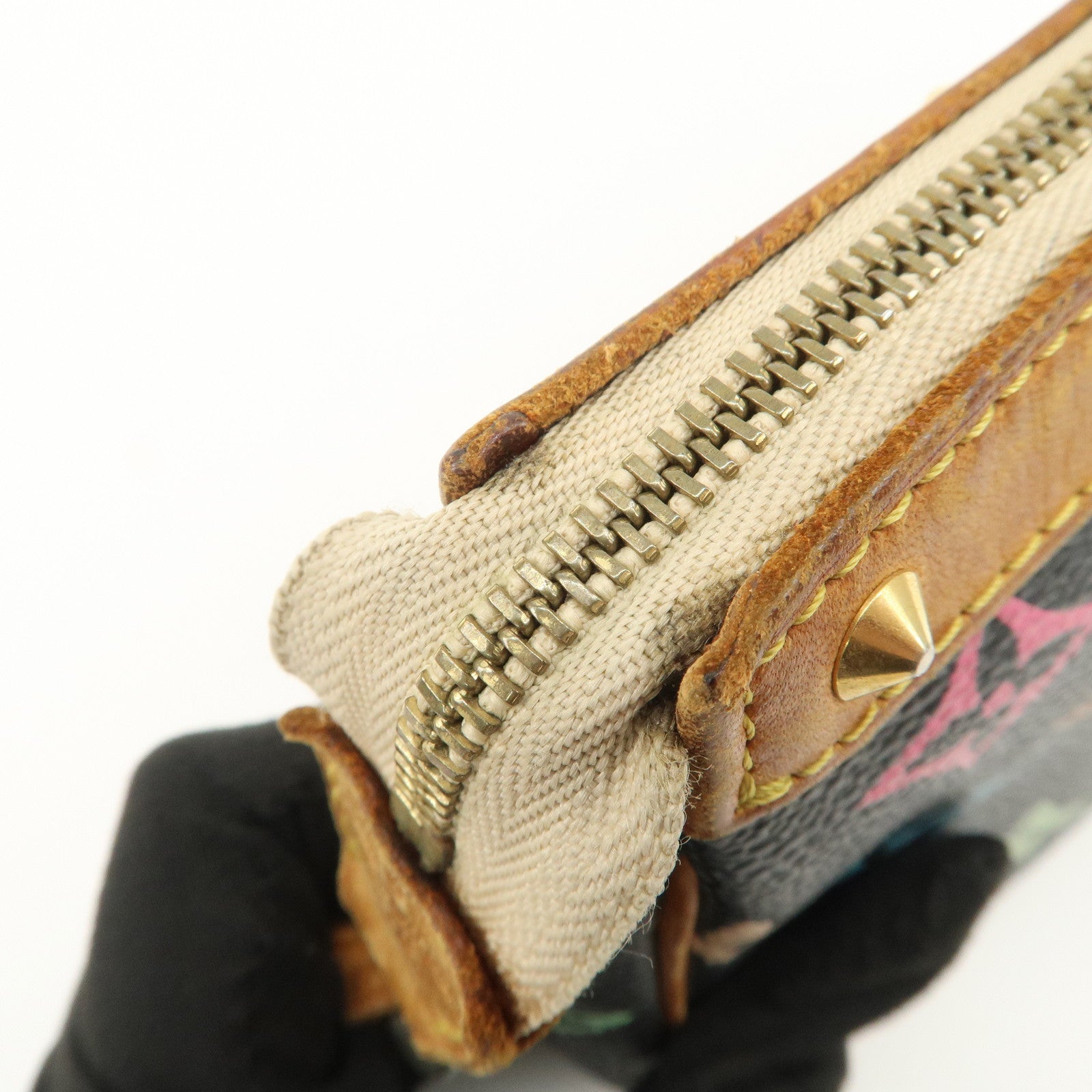 Louis Vuitton Monogram Multicolor Pochette Accessoires Noir M92648