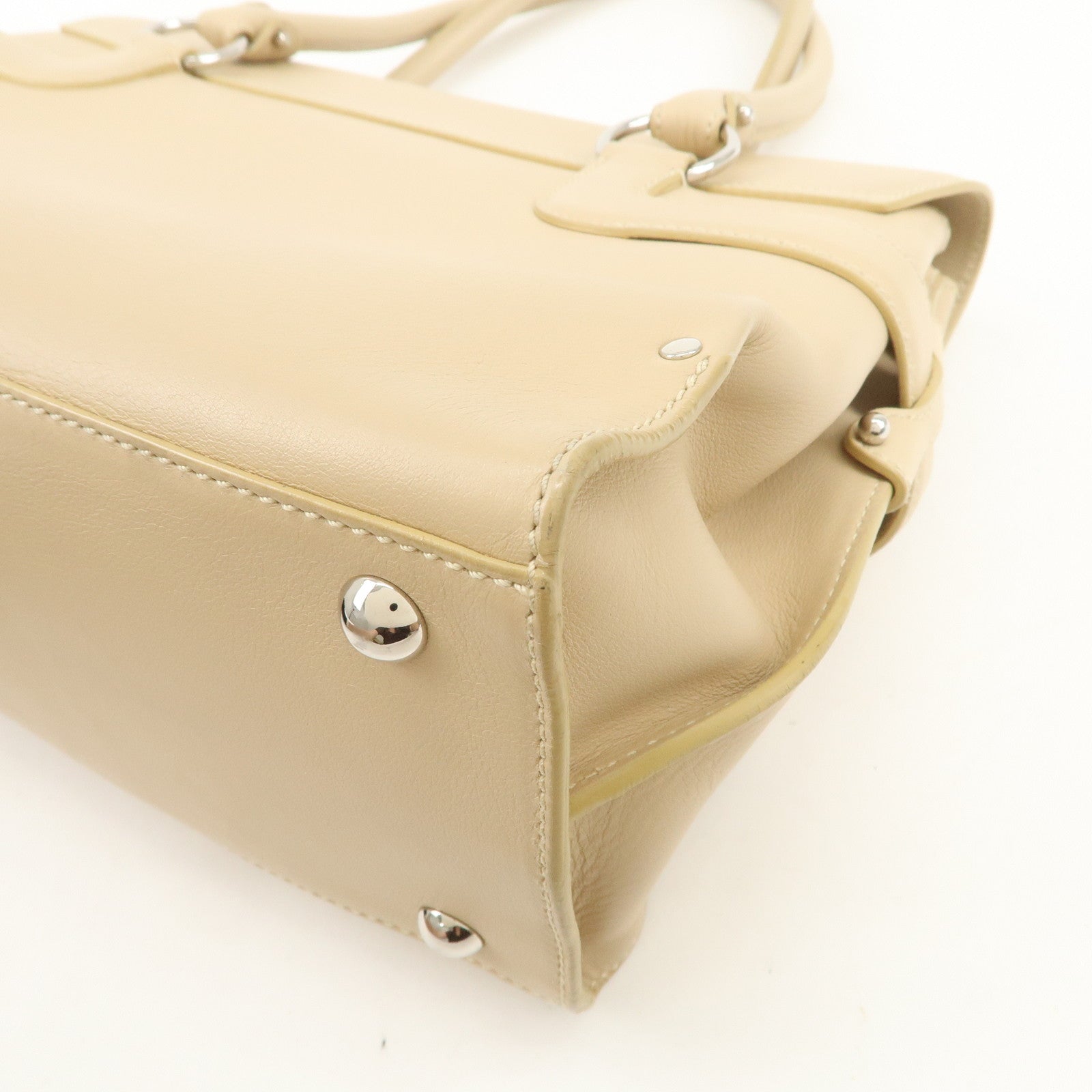 Ferragamo Gancini Logo Leather Shoulder Bag Hand Bag Beige