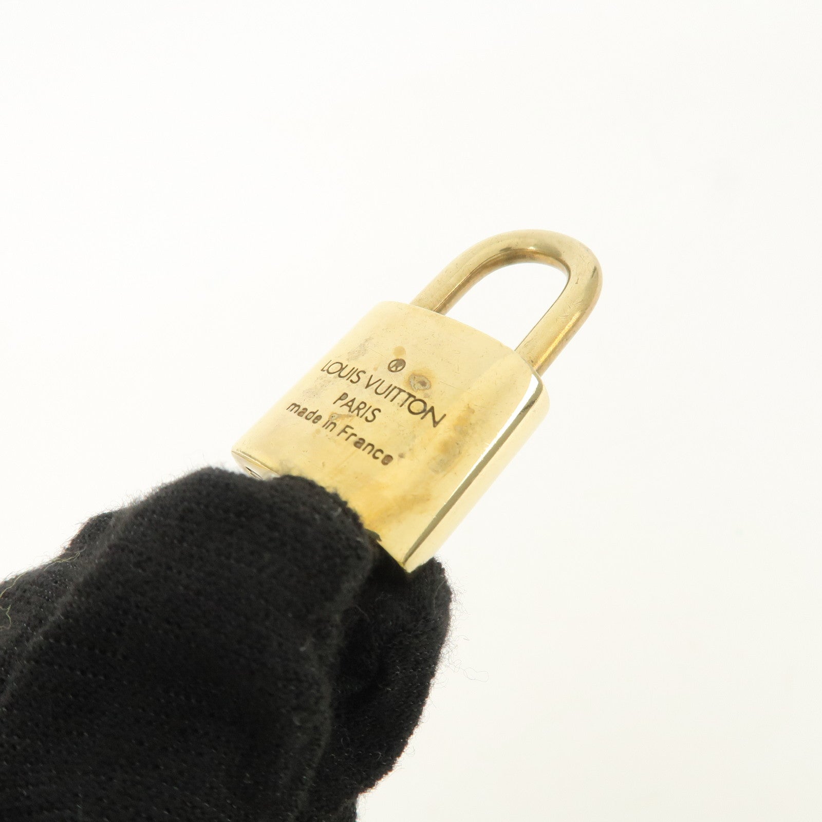 Louis Vuitton Set of 10 Lock & Key Cadena Key Lock Metal Gold Used