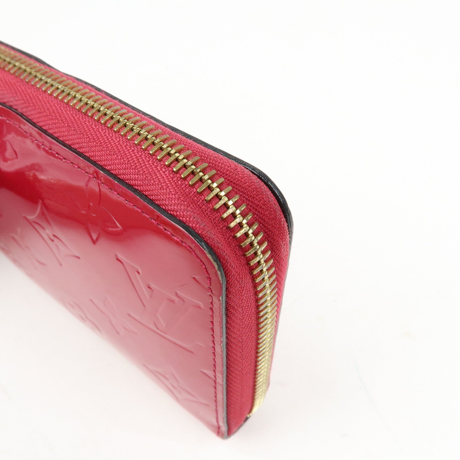 Louis Vuitton Monogram Vernis Round Zippy Wallet Rose Indien M91597