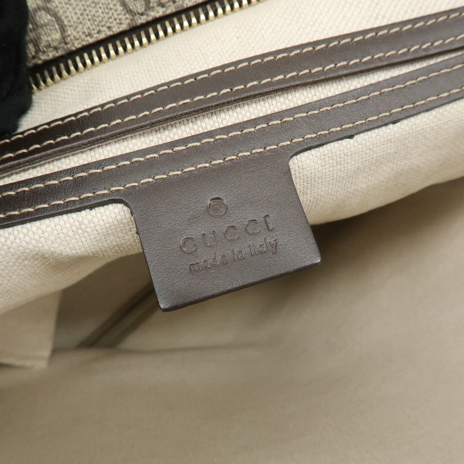 GUCCI GG Supreme Leather Shoulder Bag Crossbody Bag Beige 201446