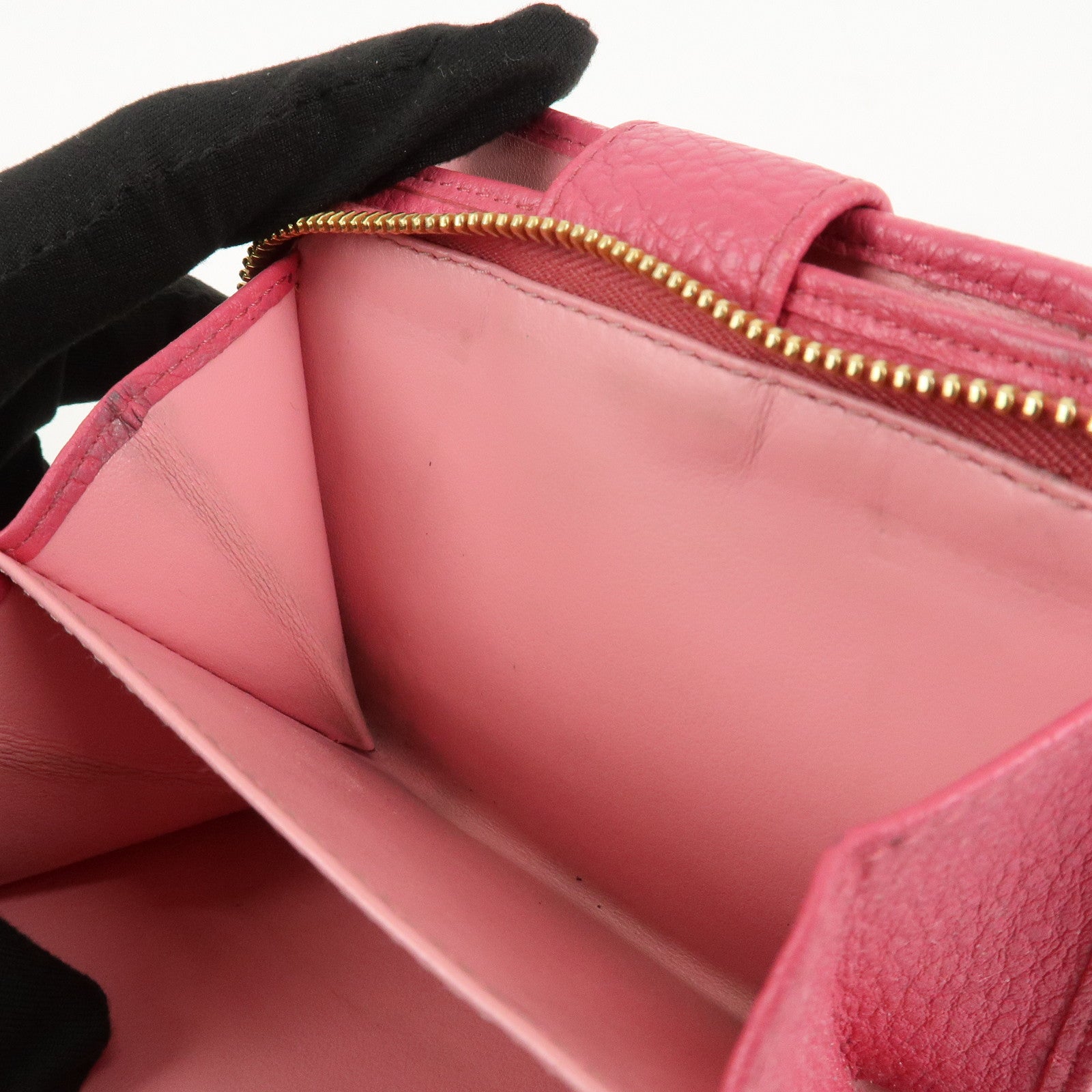 PRADA Logo Leather Bi-Fold Wallet Small Wallet Pink 1ML018 Used