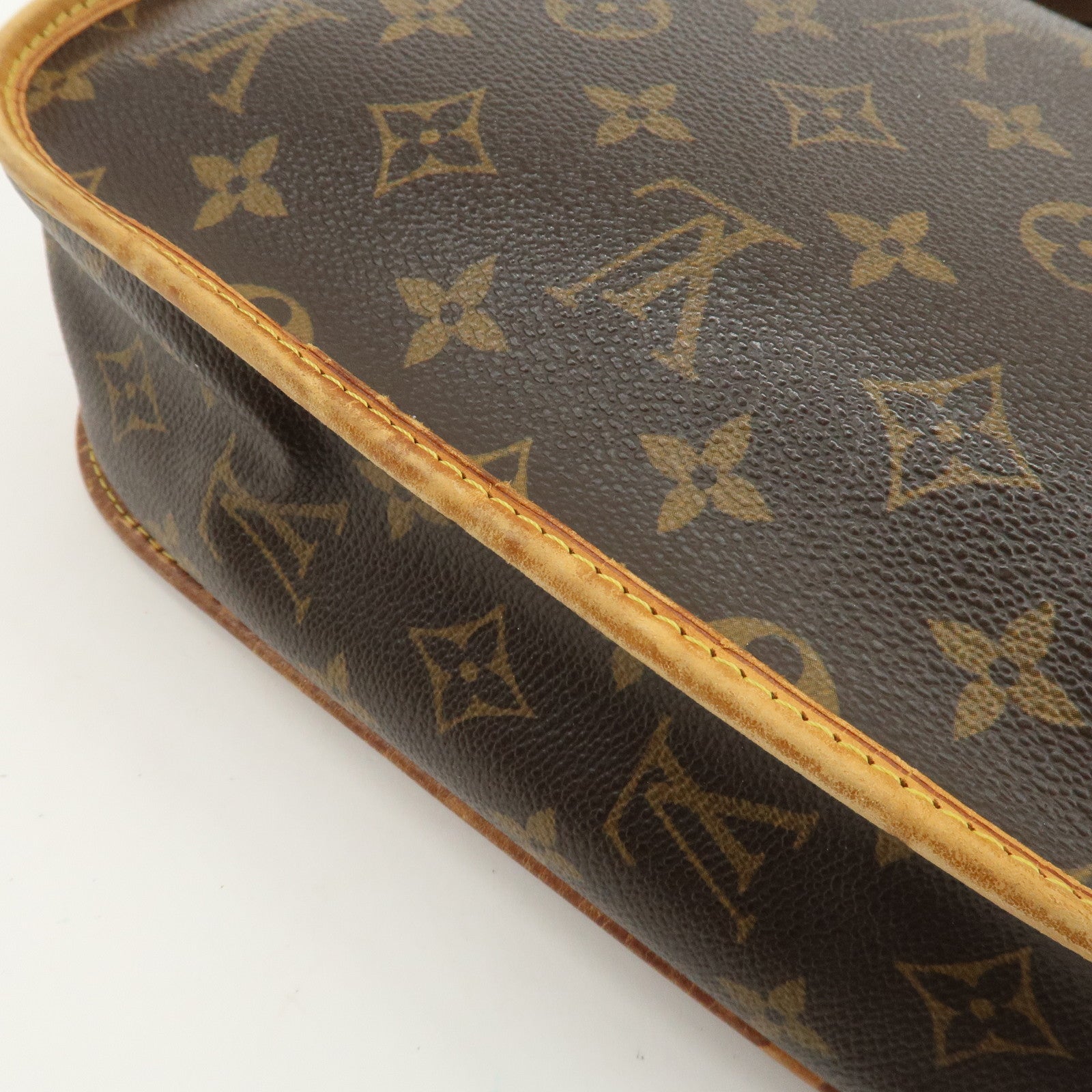 Louis Vuitton Monogram Messenger Bosphore PM Shoulder Bag M40106