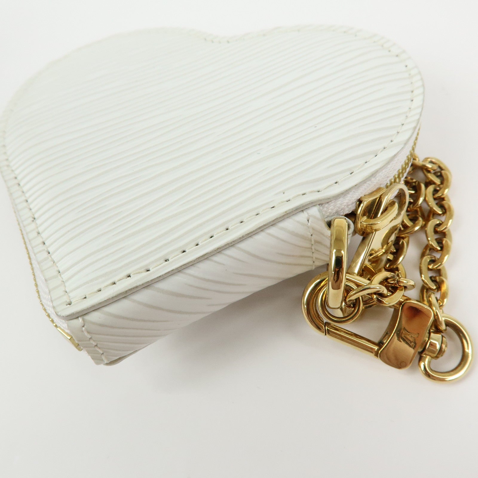 Louis Vuitton Epi Love Lock Porte Monnaie Coeur Coin Case M63996