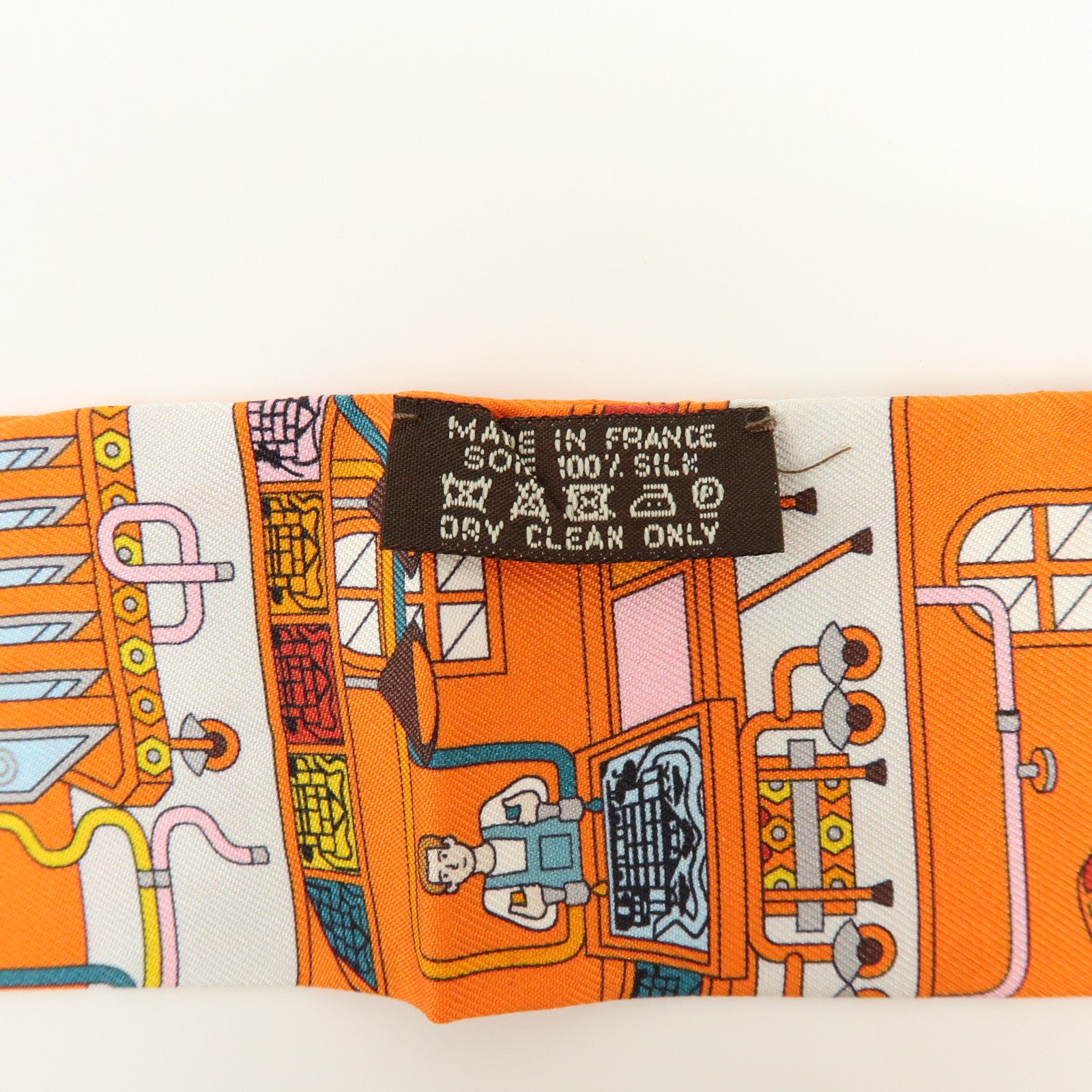 HERMES Twilly Silk 100% La Maison Des Carres Scarf Orange Pink