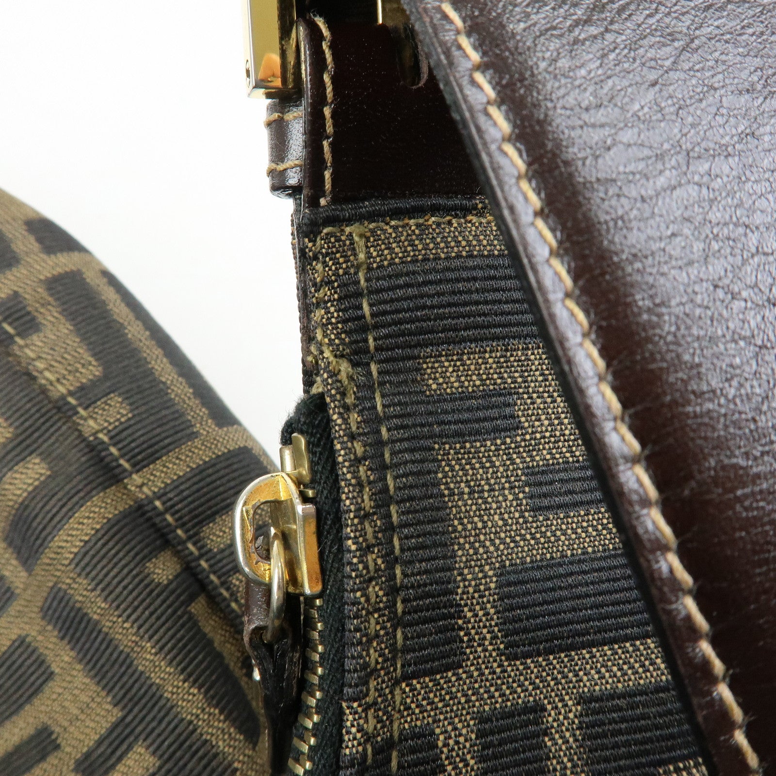 FENDI Zucca Canvas Leather Shoulder Bag Hand Bag Brown