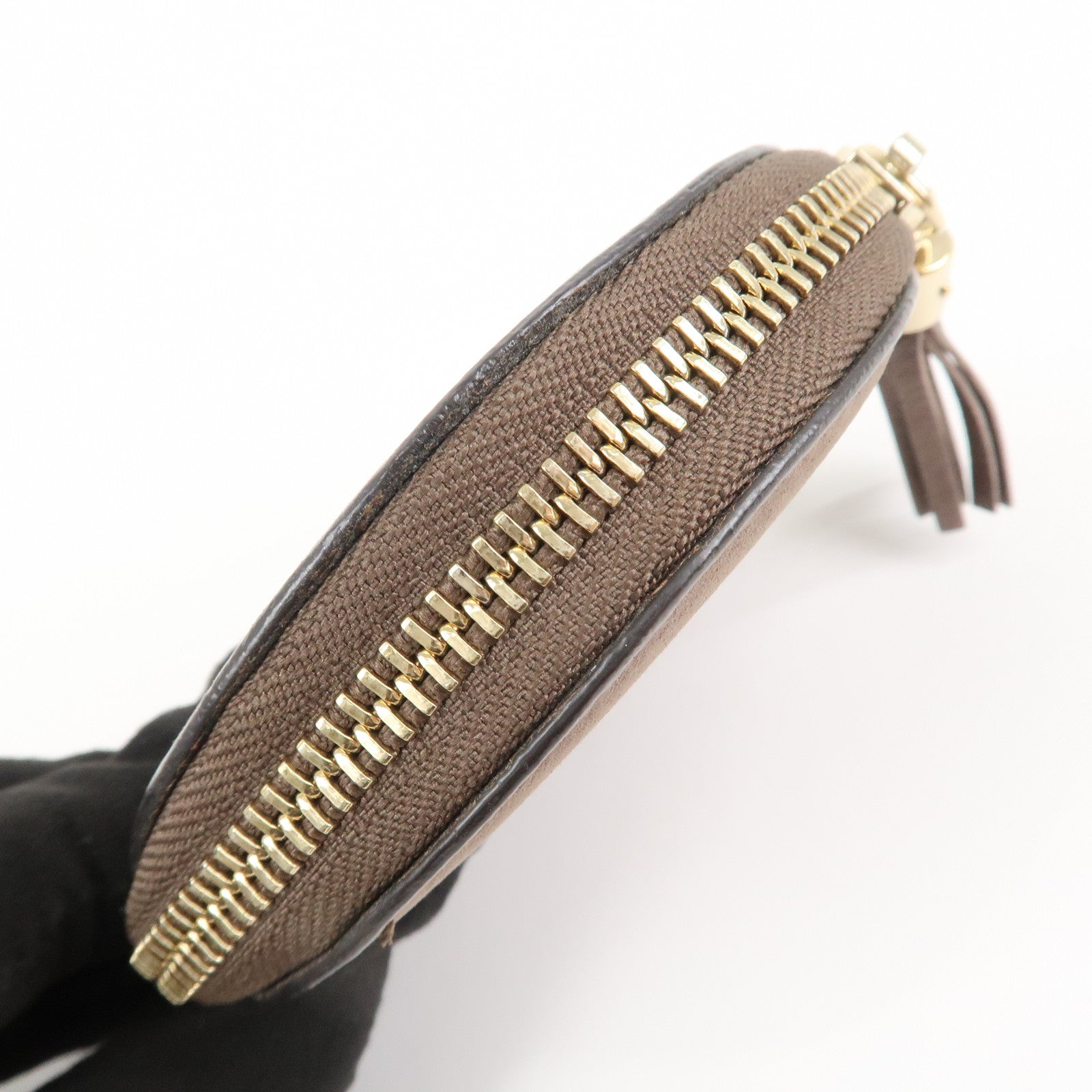 GUCCI Interlocking G Leather Coin Case Tassel Charm Beige 337946 Used