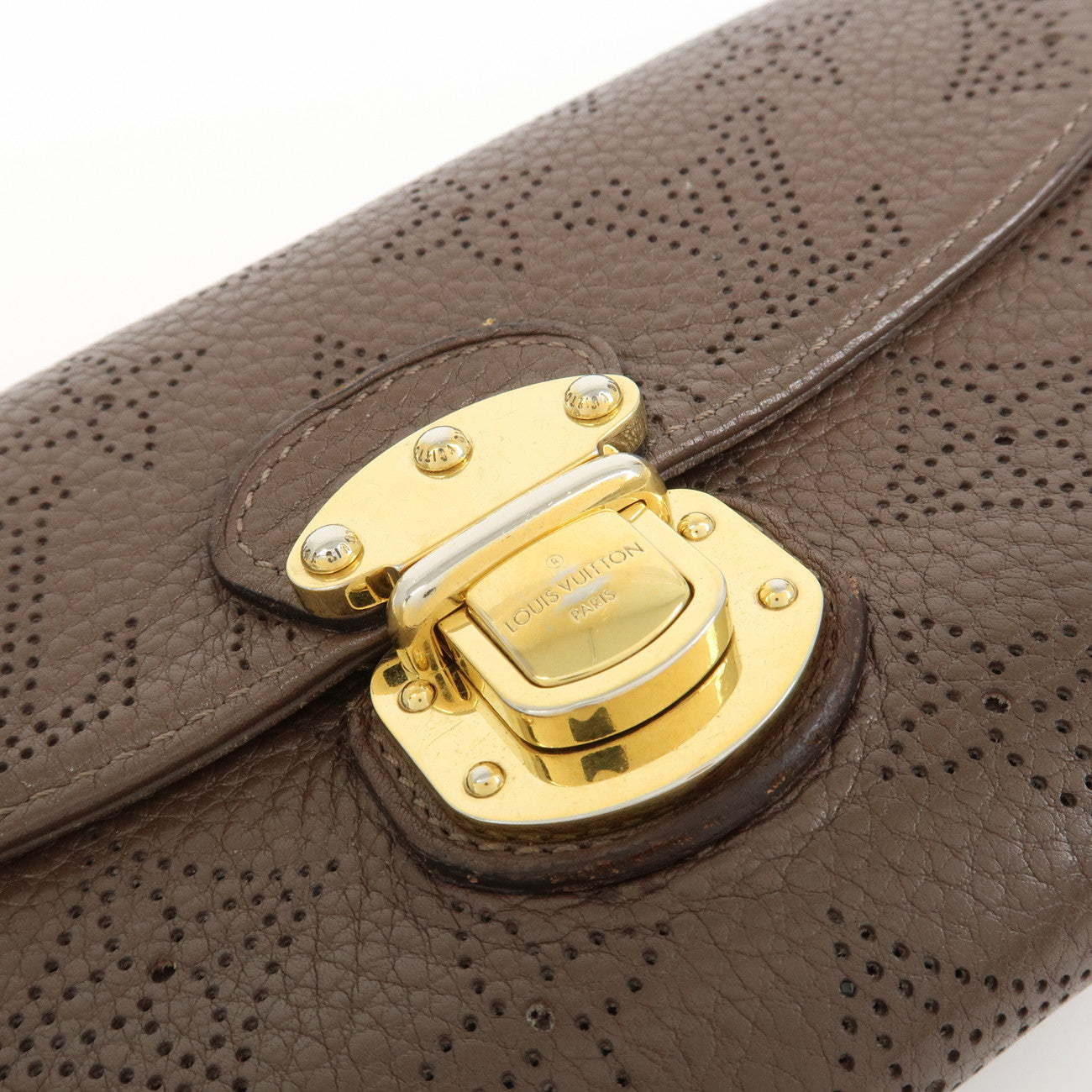 Louis Vuitton Monogram Mahina Portefeuille Amelia Wallet M58089