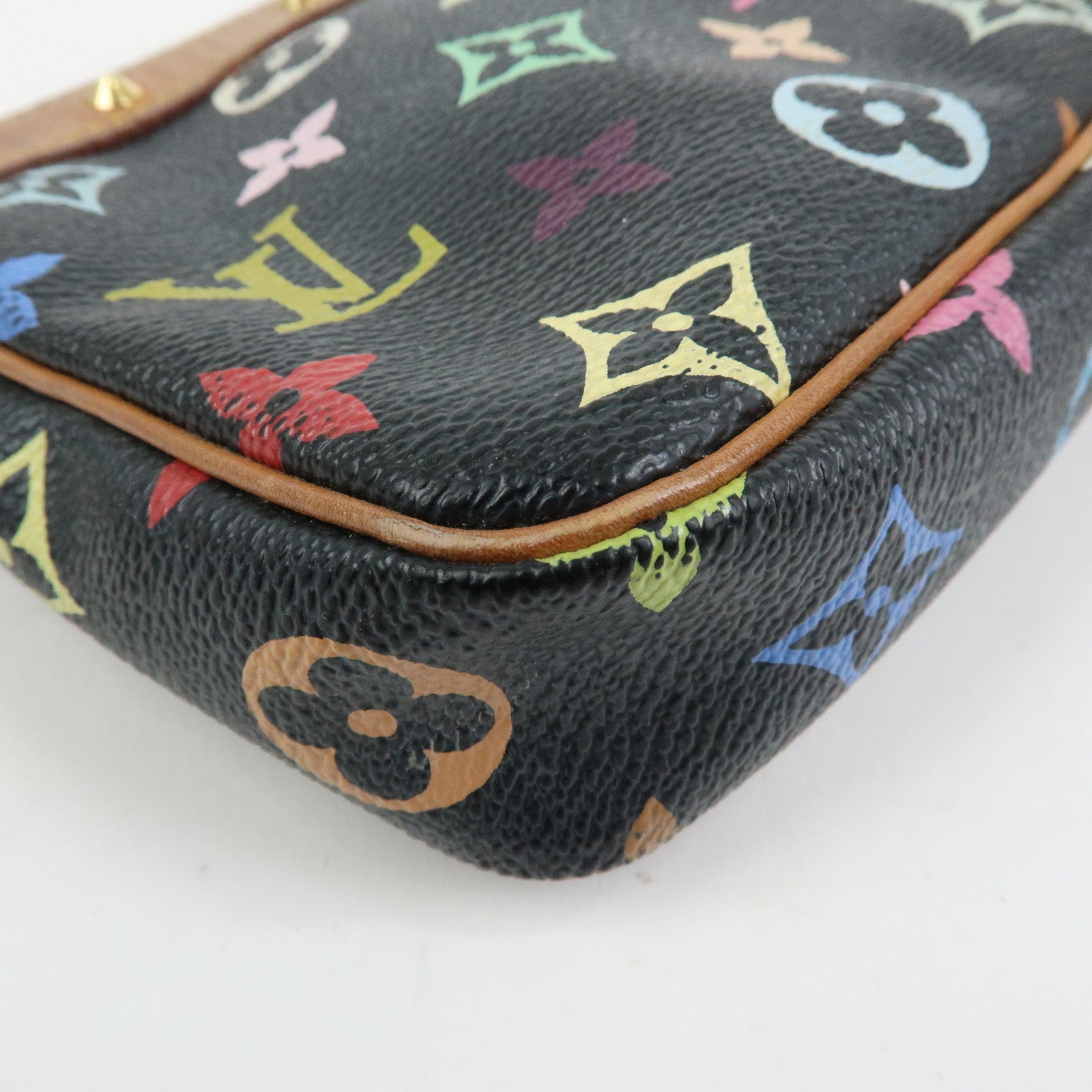 Louis Vuitton Monogram Multicolor Pochette Accessoires Noir M92648