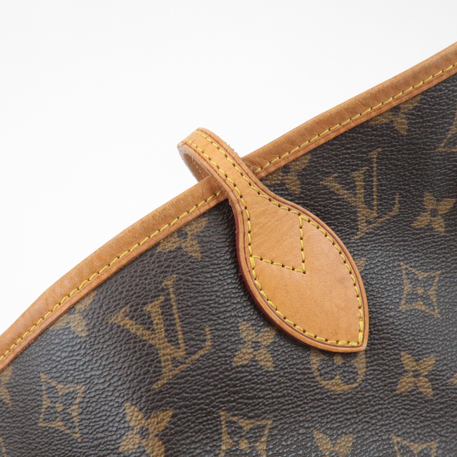 Louis Vuitton Monogram Neverfull MM Tote Bag Brown M40156