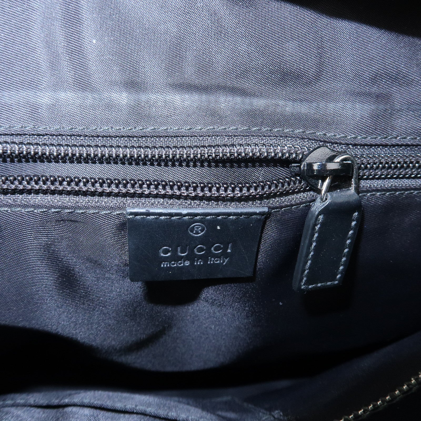 GUCCI Sherry Guccissima Leather Shoulder Bag Black 322080