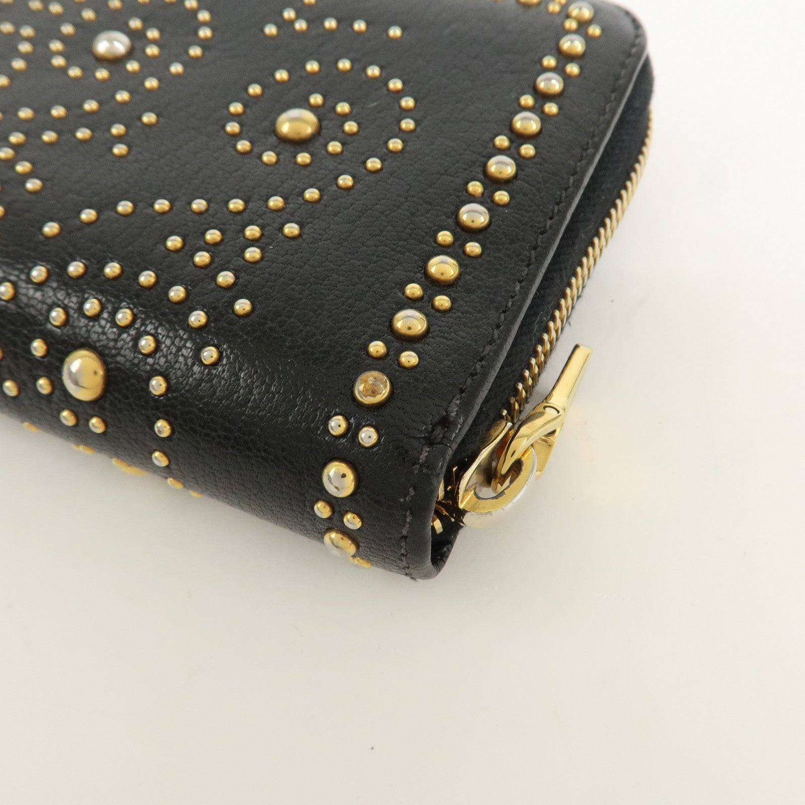 MIU MIU Leather Studs Round Zippy Long Wallet Black 5ML506 Used