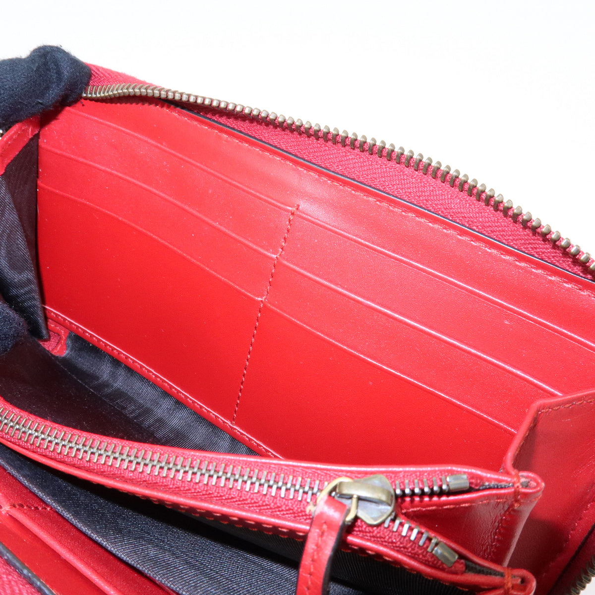 GUCCI Guccissima Leather Cherry Round Zippy Long Wallet Red 476049