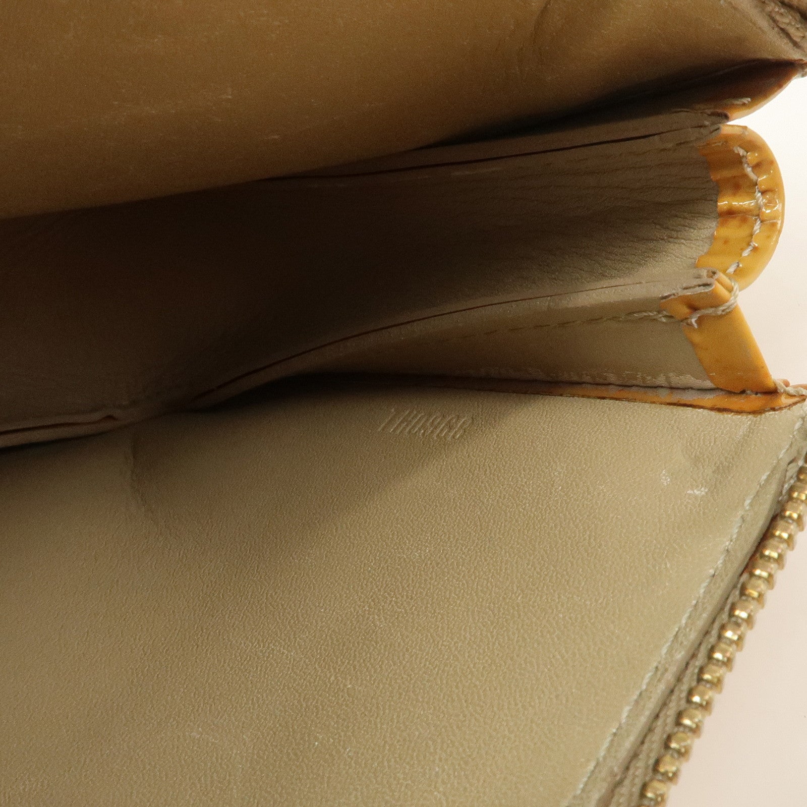 Louis Vuitton Monogram Vernis Lexington Accessoires Pouch M91010