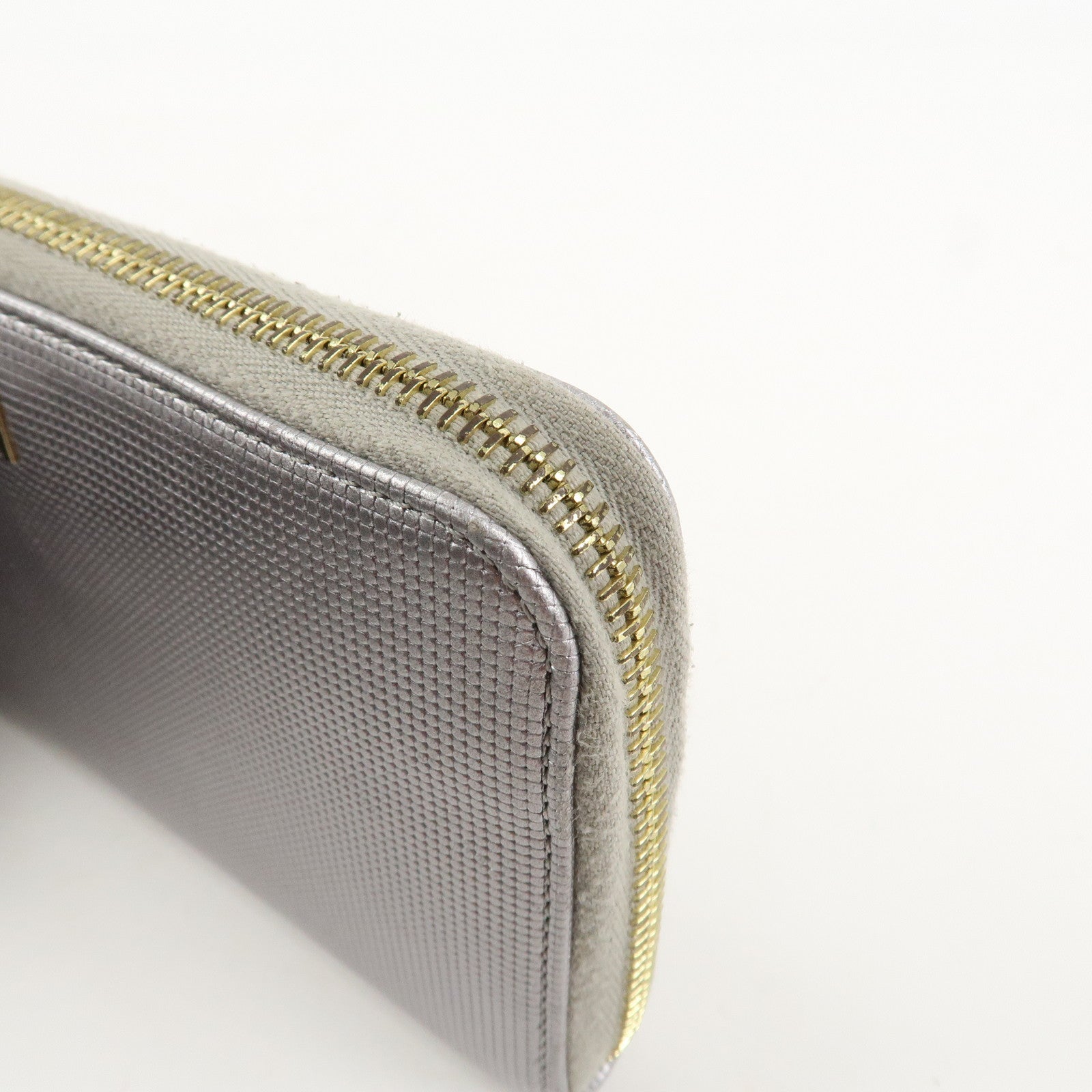 FENDI Leather Round Zippy Long Wallet Silver 8M0024 Used