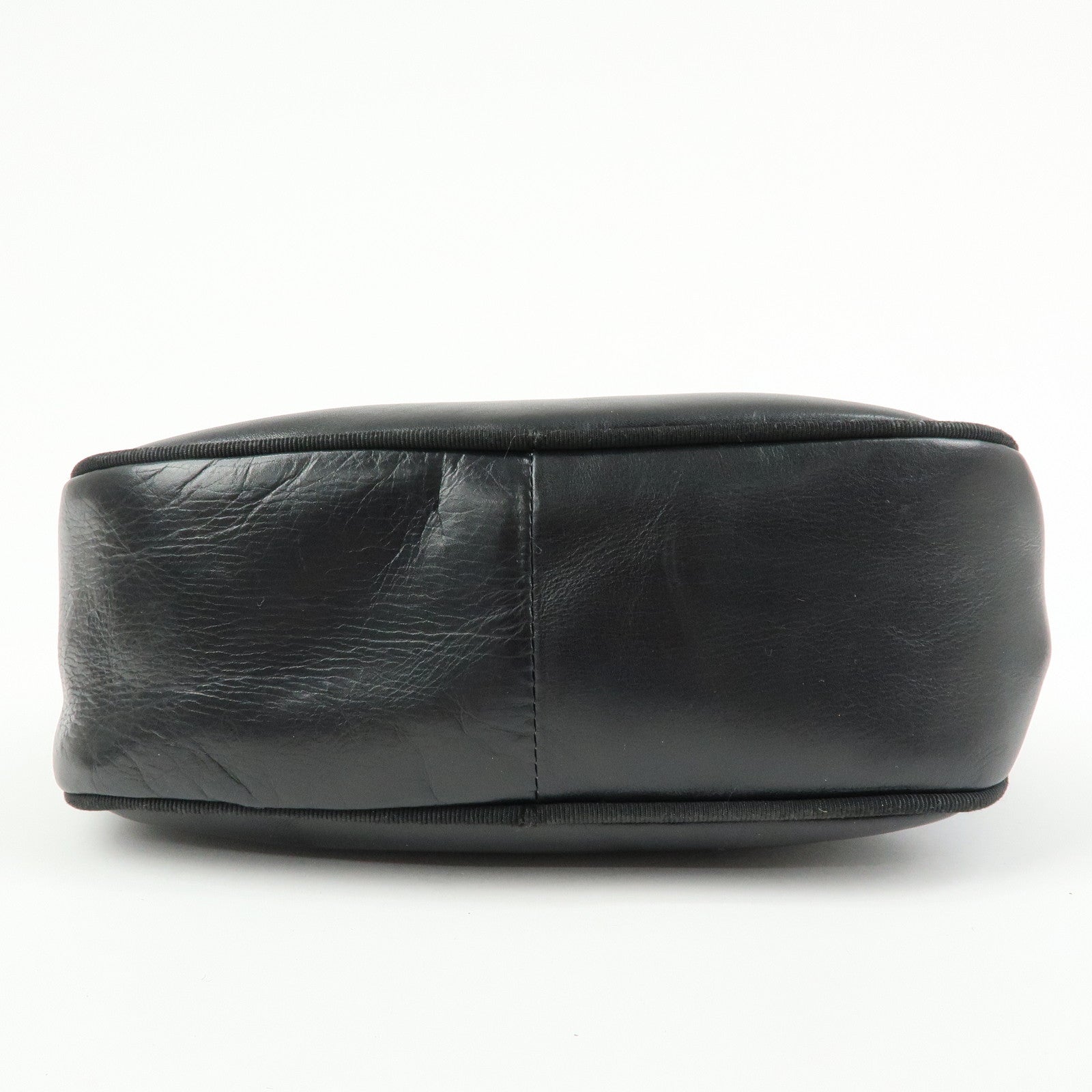 Ferragamo Vara Leather Shoulder Bag Crossbody Bag Black