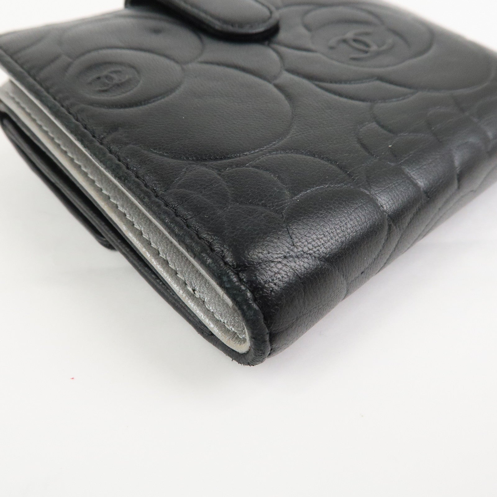 CHANEL Camellia COCO Mark Lamb Skin Compact Wallet Black