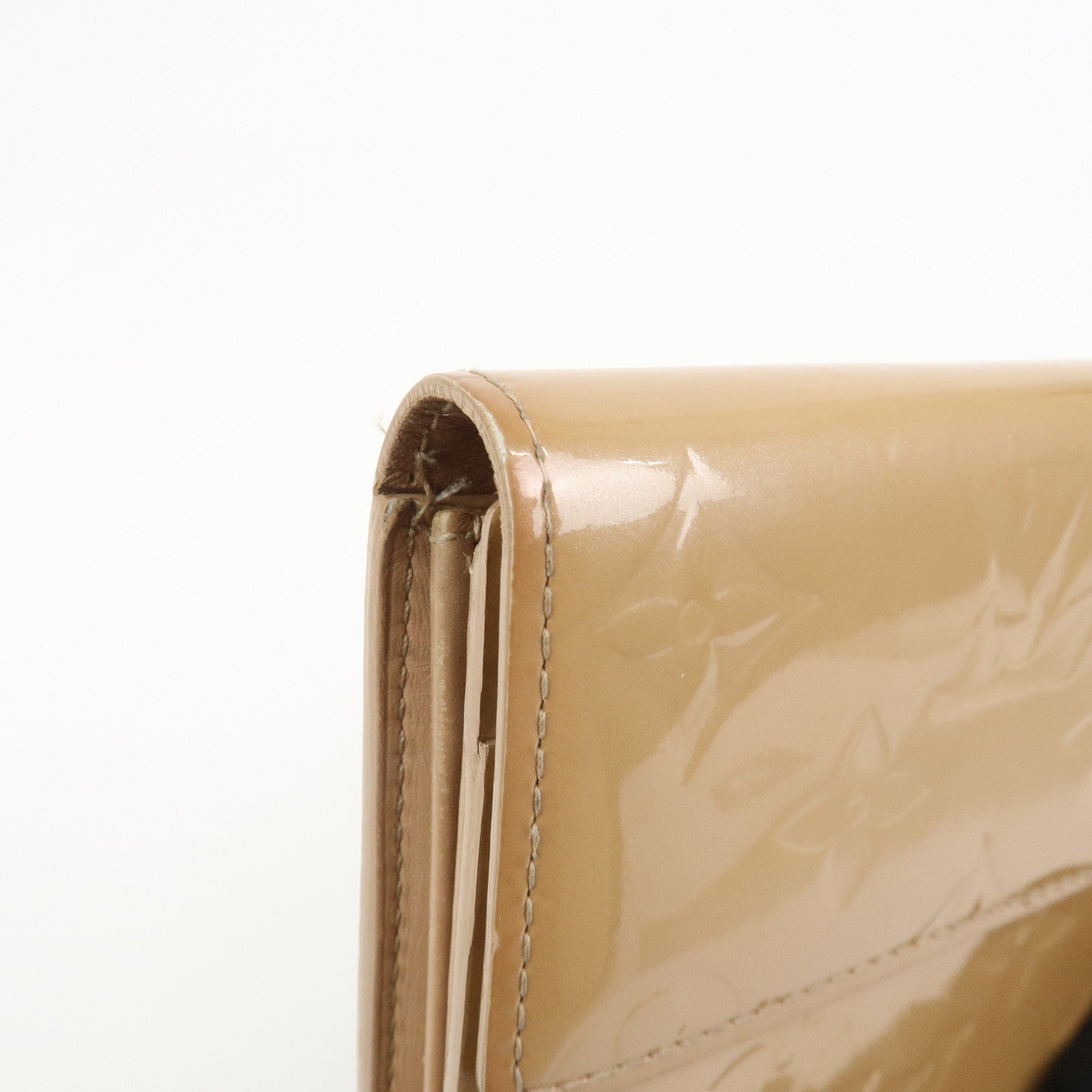 Louis Vuitton Monogram Vernis Leather Portemonnaie Credit M91380