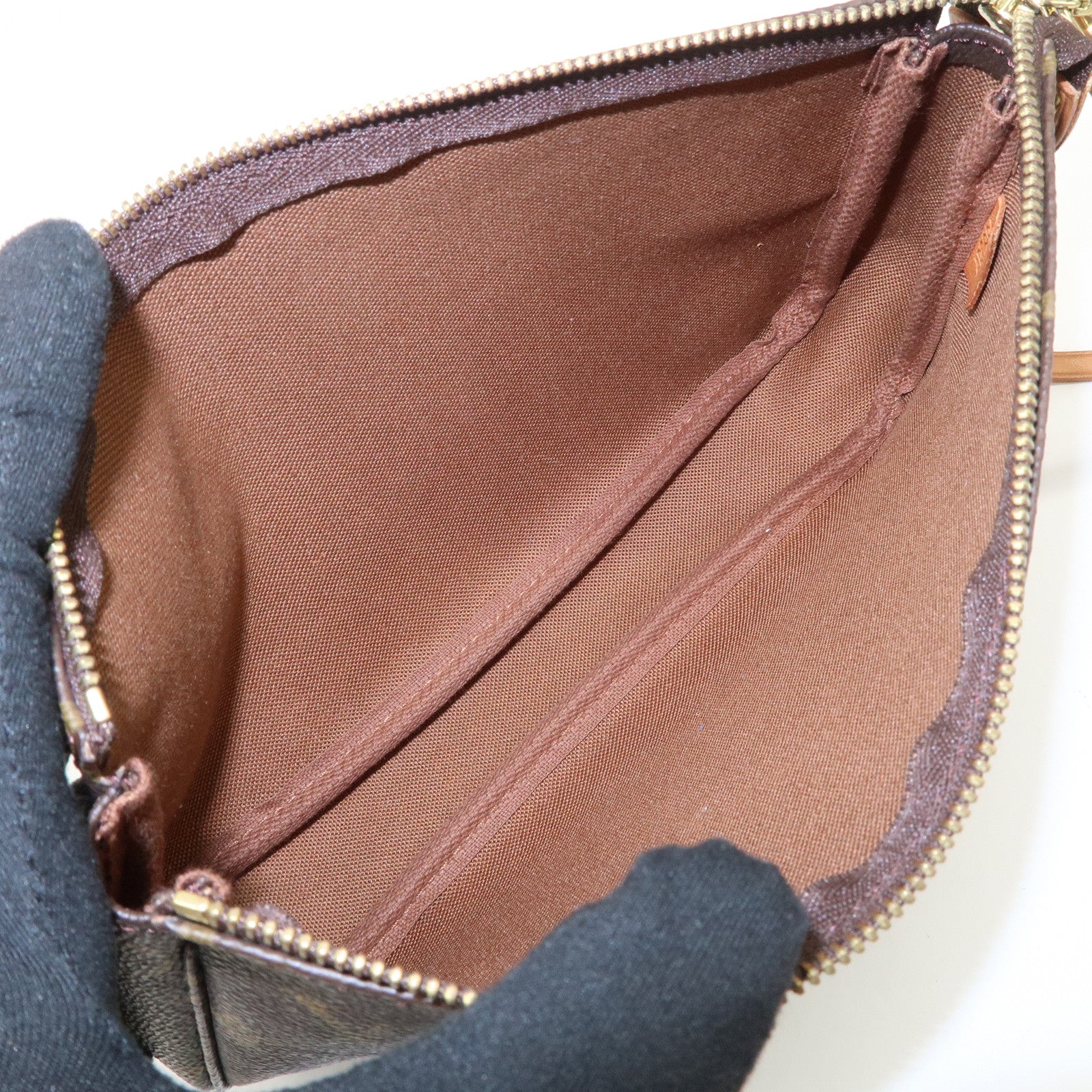 Louis Vuitton Monogram Pochette Accessoires Hand Bag Brown M51980