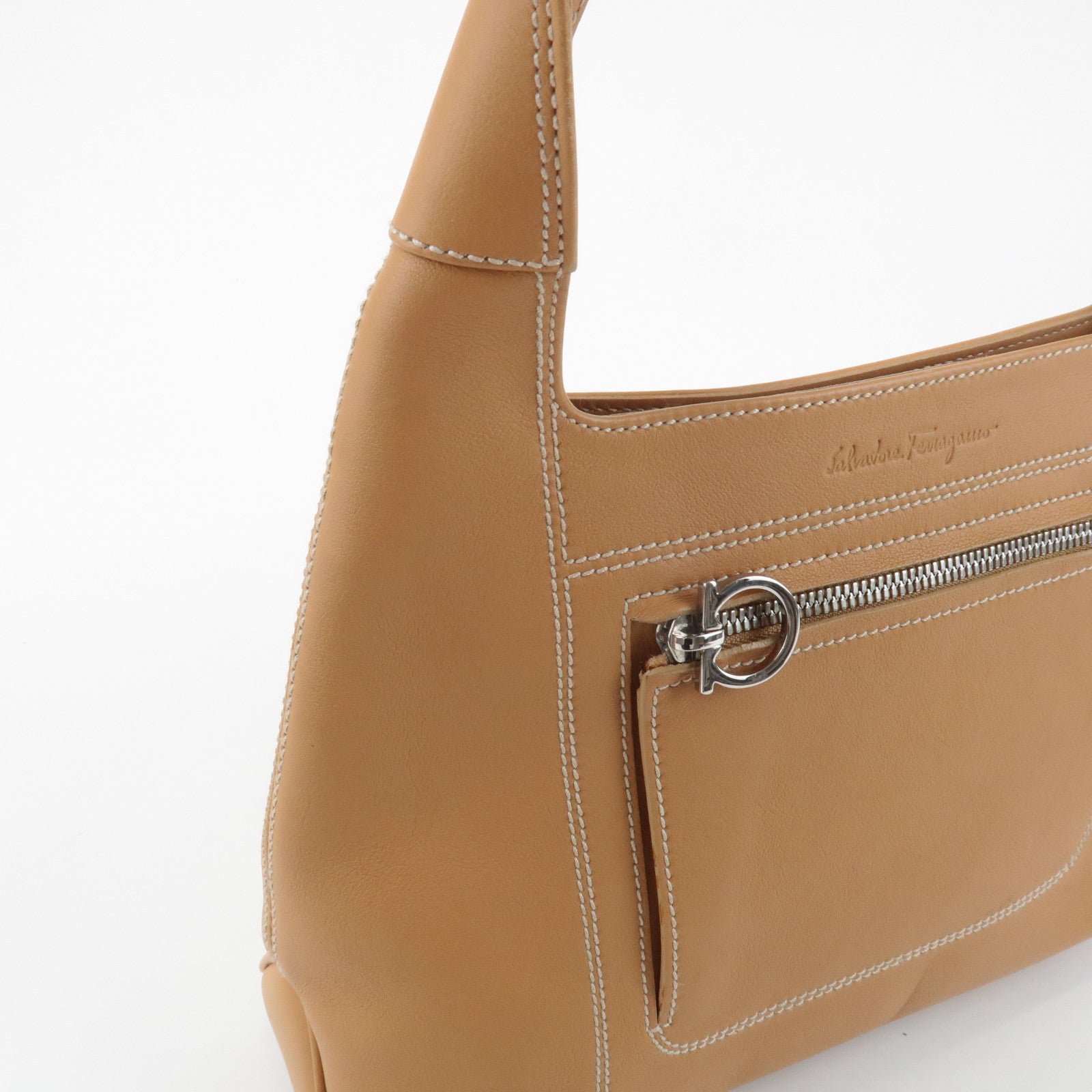 Ferragamo Gancini Leather Shoulder Bag Light Brown Silver HDW Used