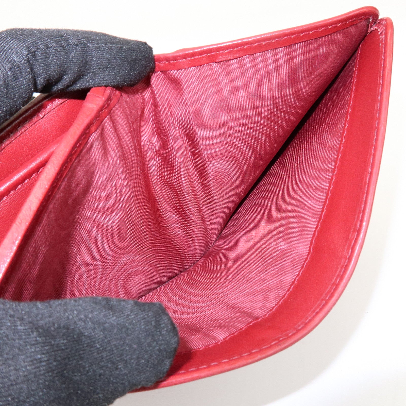 PRADA Vitello Move Leather Compact Bi-fold Wallet Red 1ML018
