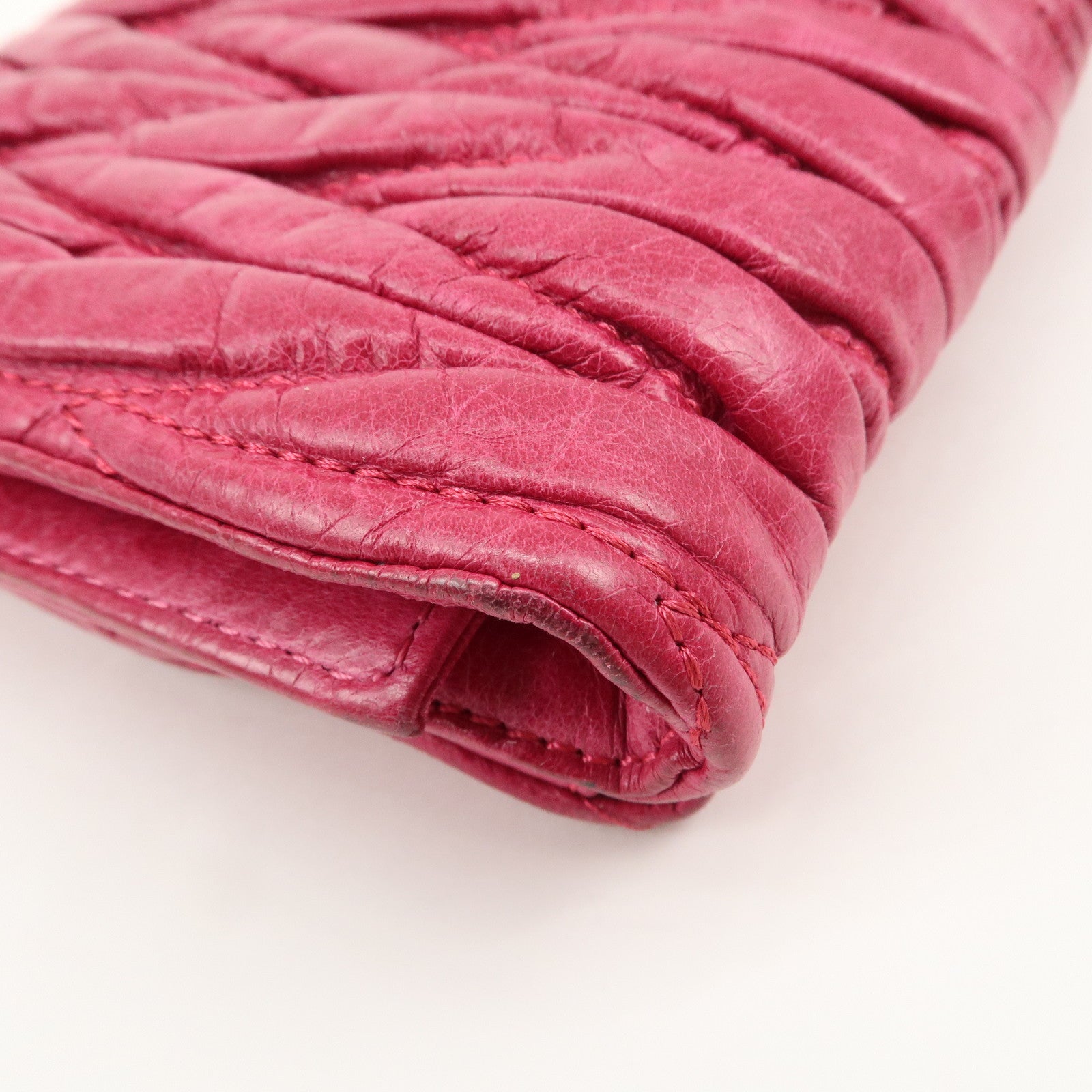 MIU MIU Matelasse Leather Chain Shoulder Bag Crossbody Bag Pink Used