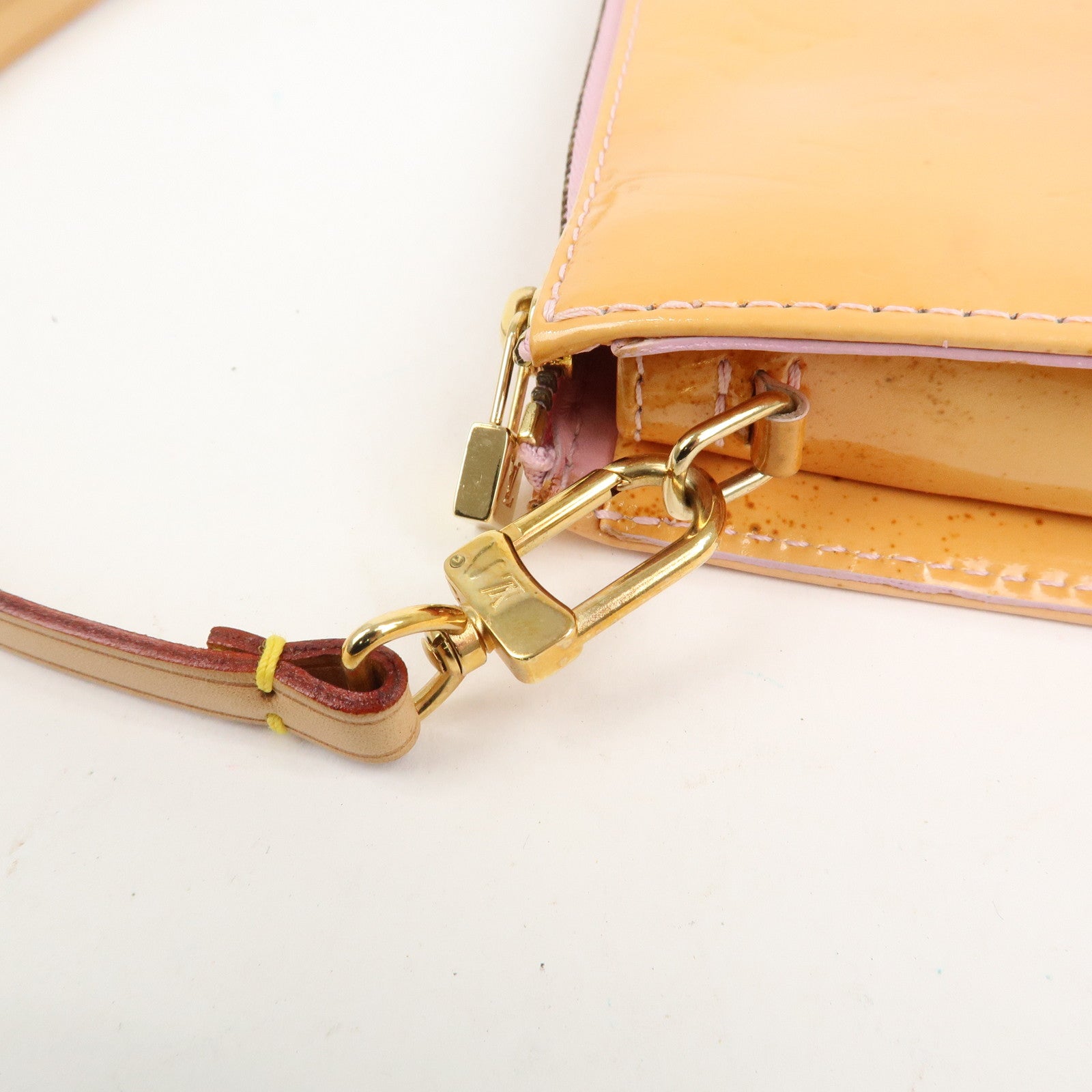Louis Vuitton Monogram Vernis Lexington Accessoires Pouch M91057