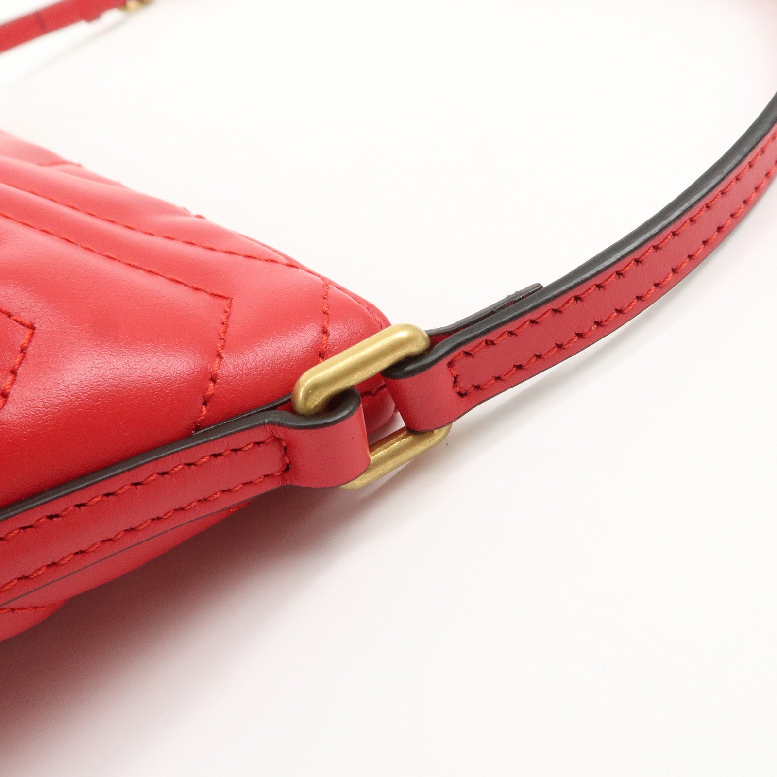 GUCCI GG Marmont Logo Leather Shoulder Bag Hand Bag Red 739166