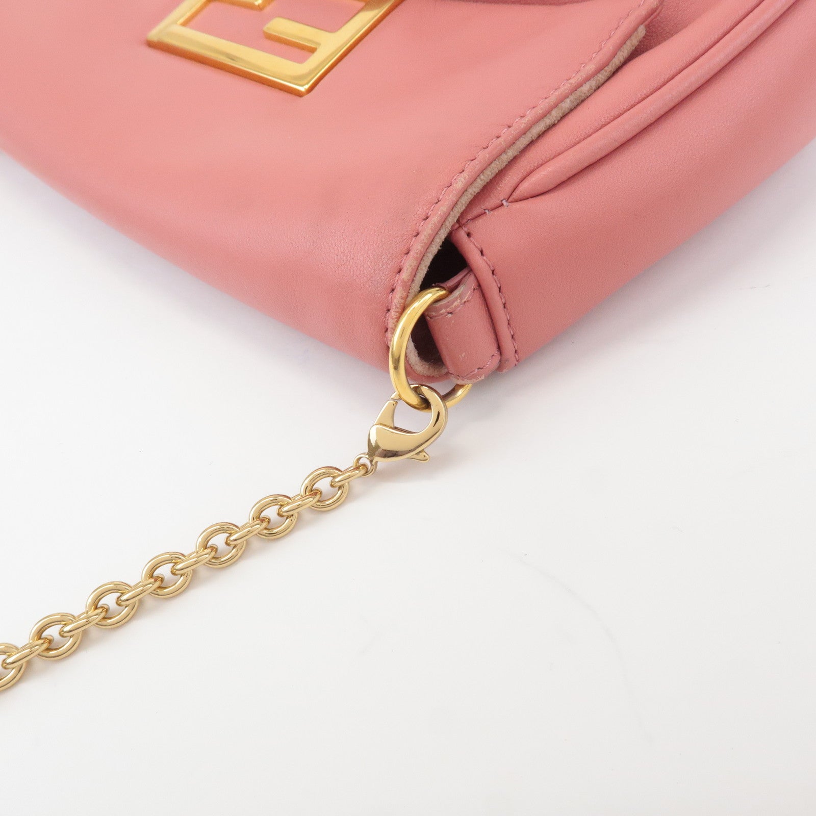 FENDI Leather Chain Shoulder Bag Purse Gold HDW Pink 8M0276 Used