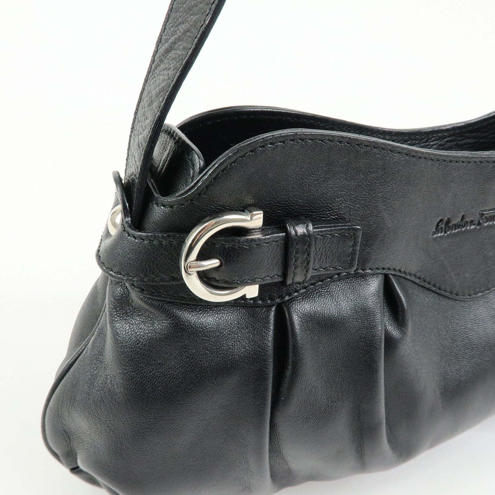 Ferragamo Gancini Leather Shoulder Bag Hand Bag Black