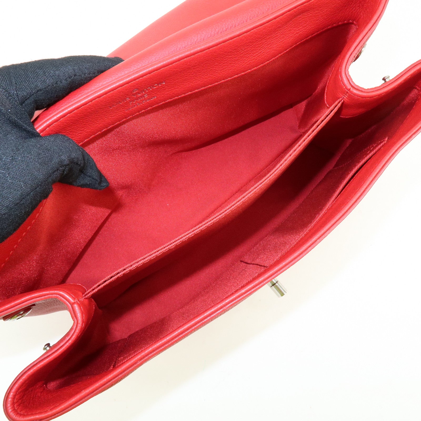 Louis Vuitton Lockme II Leather 2Way Shoulder Hand Bag Red M50363