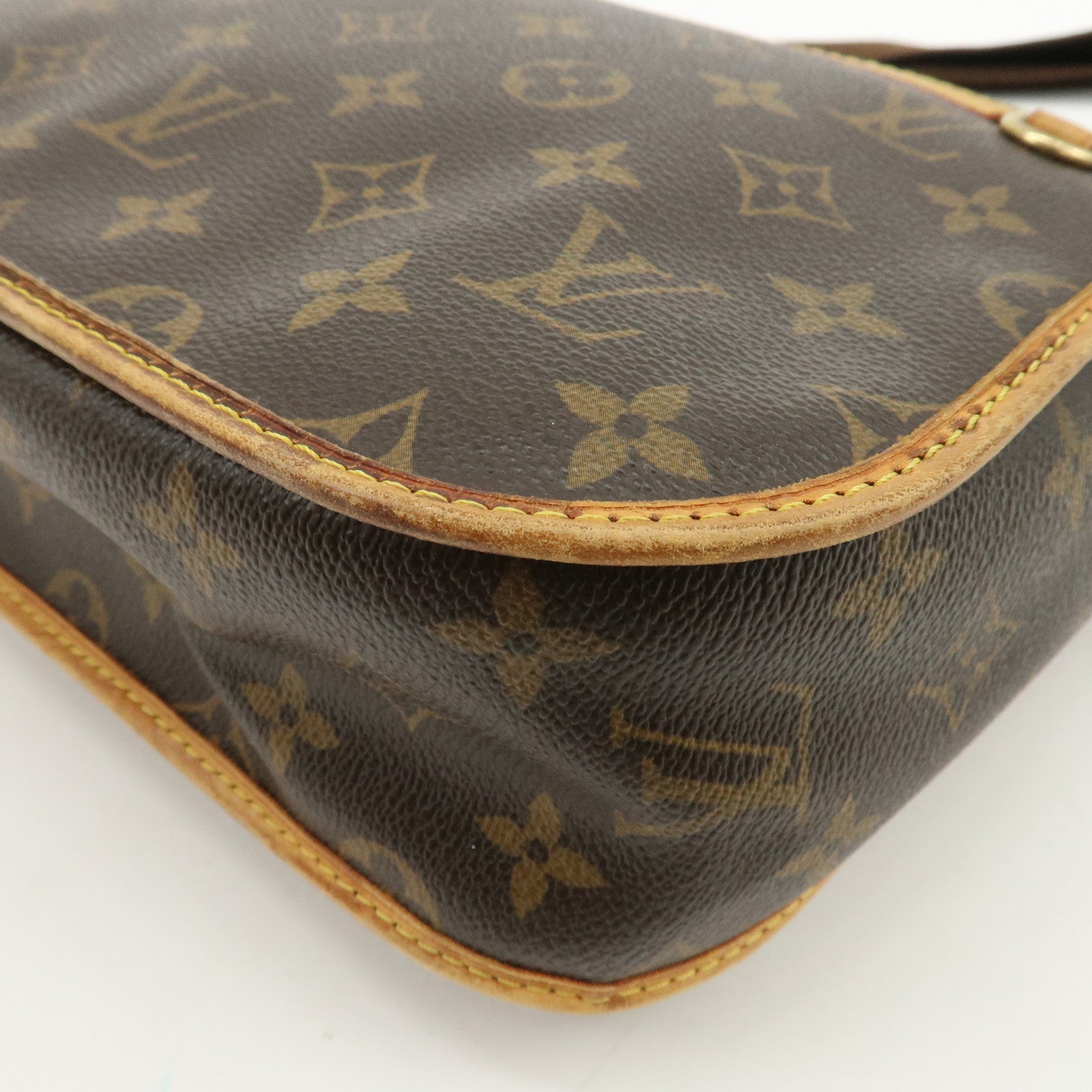 Louis Vuitton Monogram Messenger Bosphore PM Shoulder Bag M40106