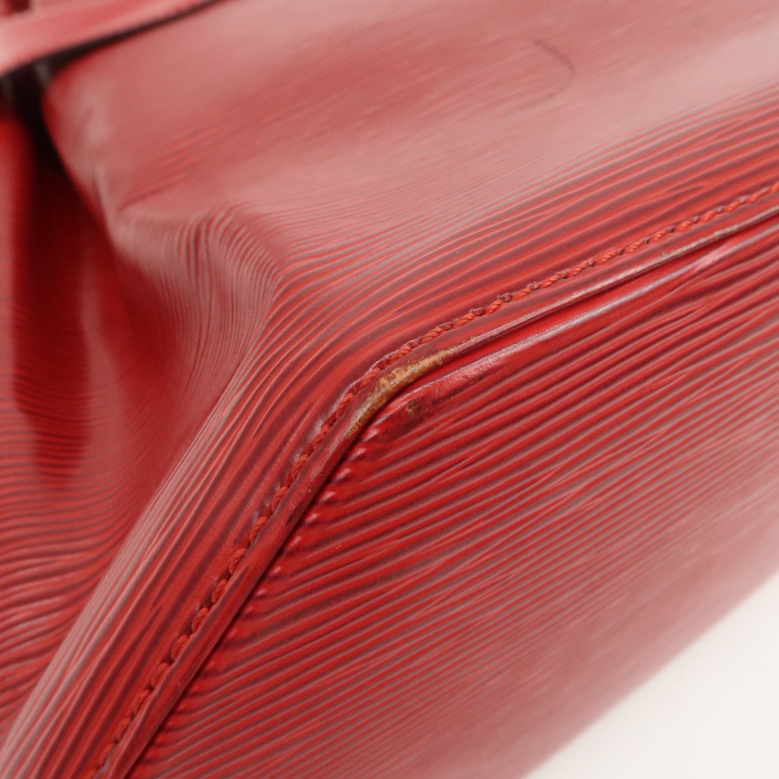 Louis Vuitton Epi Sac de Paul Shoulder Bag Castilian Red M80207