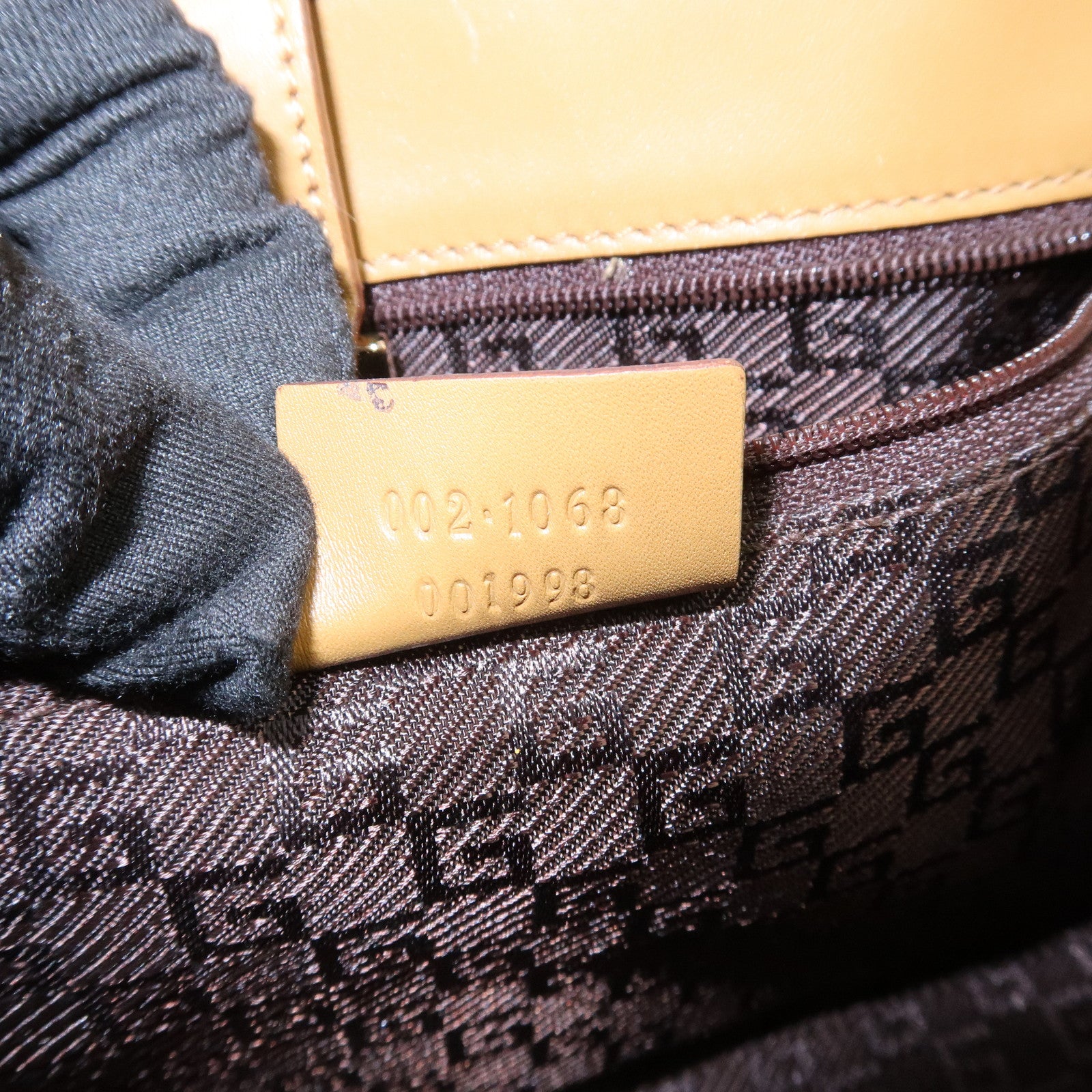 GUCCI Jackie Logo Suede Leather Shoulder Bag Light Brown 002・1068