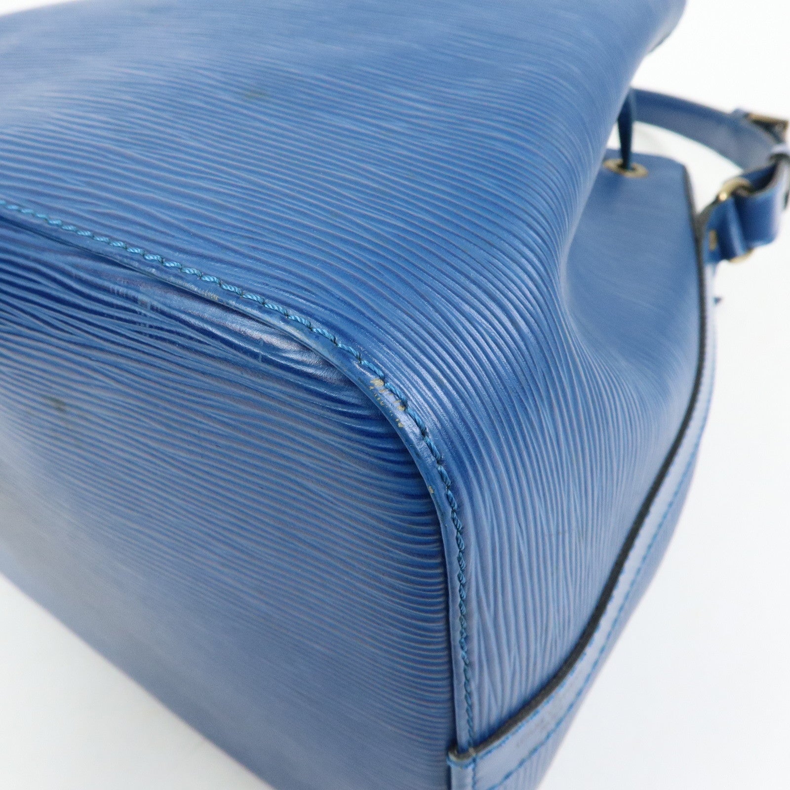 Louis Vuitton Epi Petit Noe Shoulder Bag Toledo Blue M44105