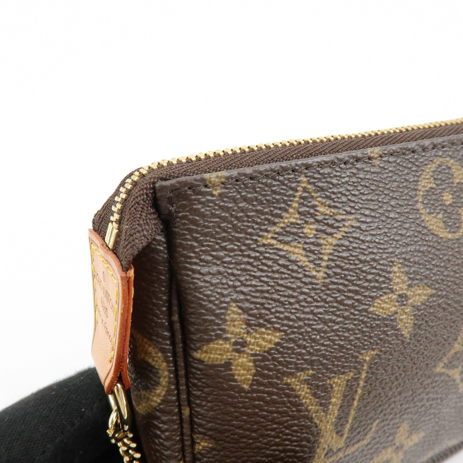 Louis Vuitton Monogram Mini Pochette Accessoires Hand Bag M58009