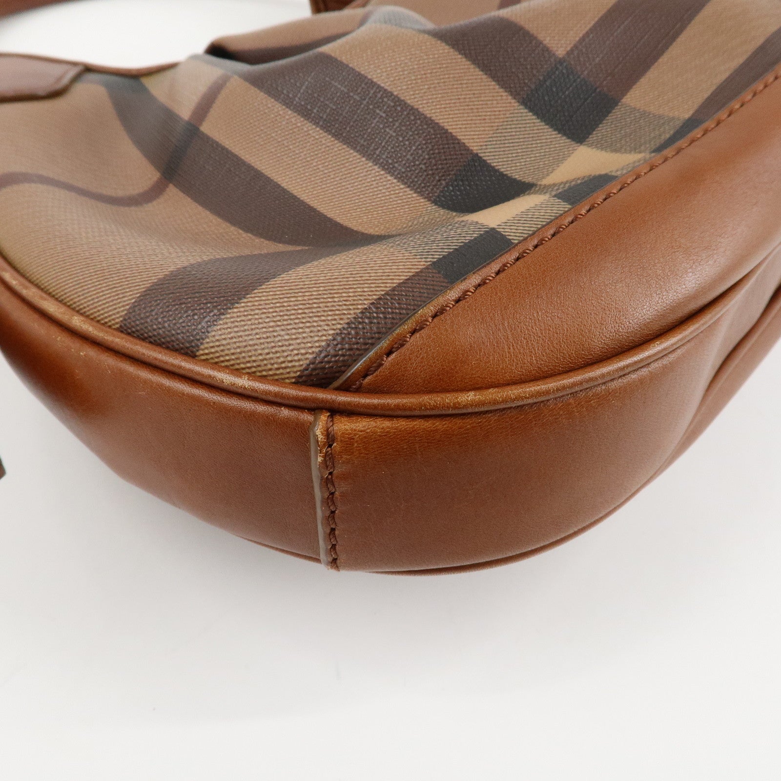 BURBERRY Nova Plaid PVC Leather Shoulder Bag Hand Bag Brown Used